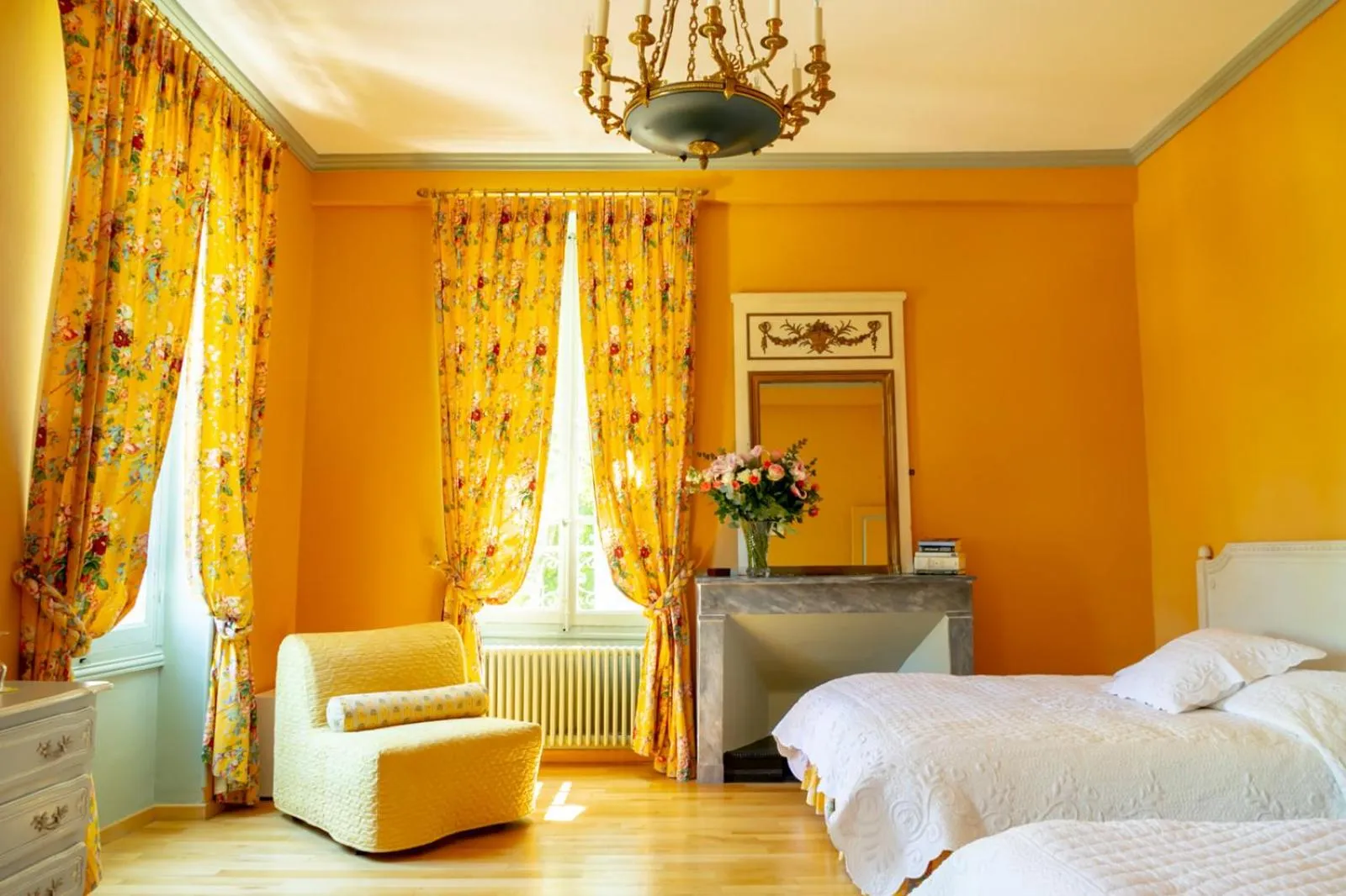 Bedroom, Bed in Chateau de Varenne
