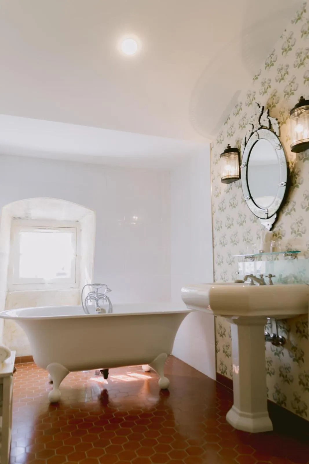 Bathroom in Chateau de Varenne