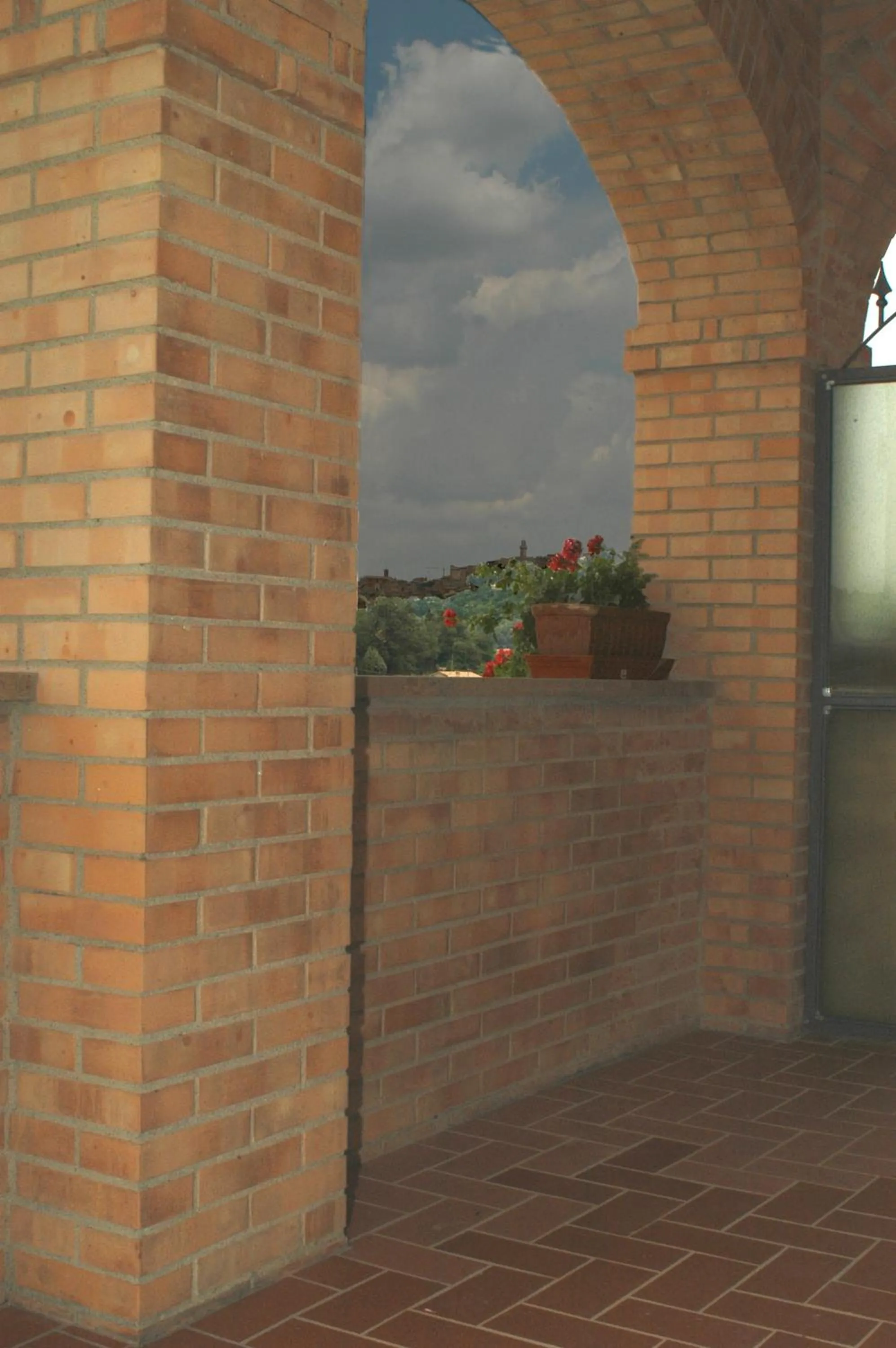 Decorative detail in B&B Il Girasole - Rooms & House in country - air conditioned - 1500 meters from historic center