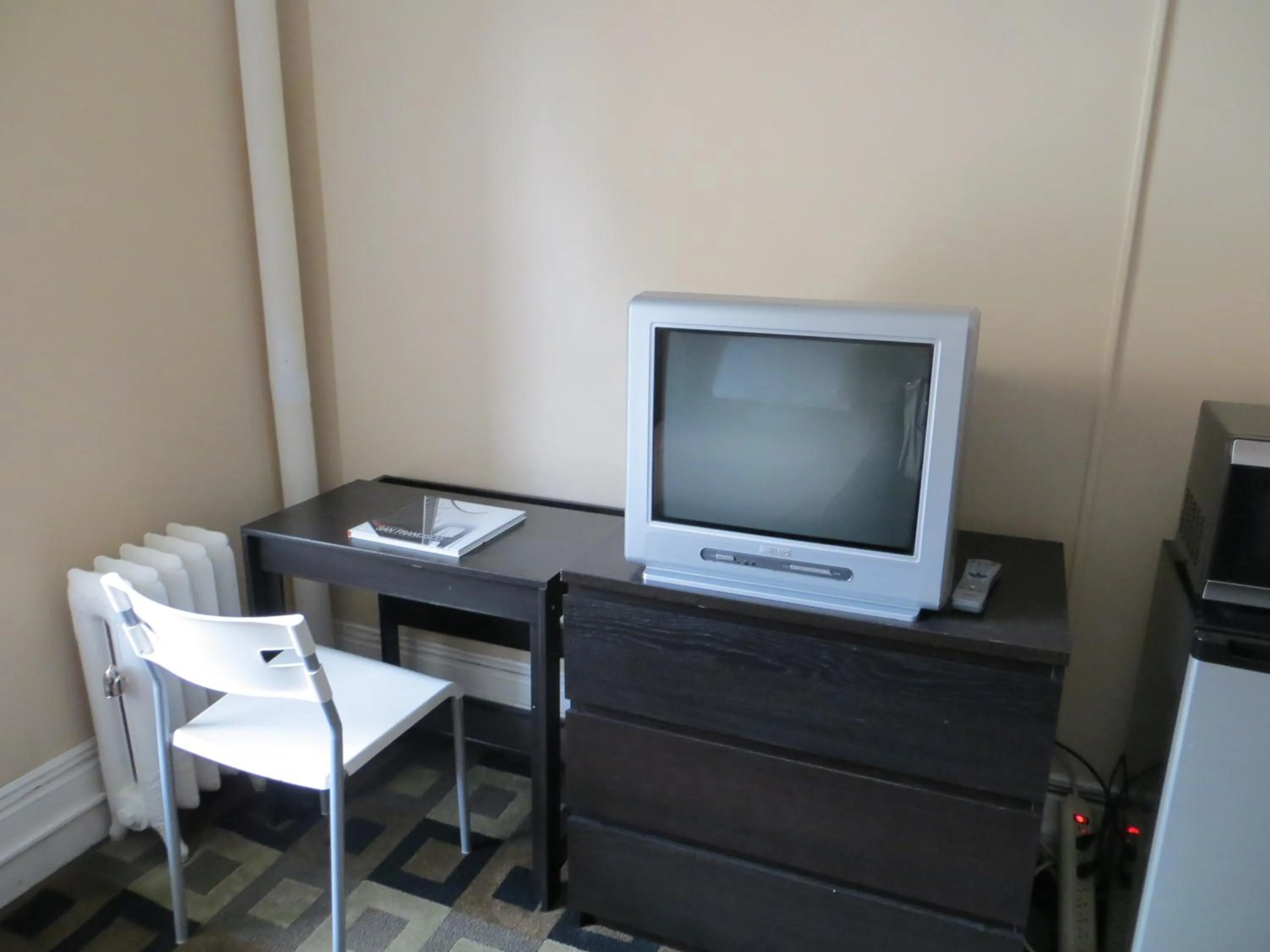 TV and multimedia in Hotel North Beach