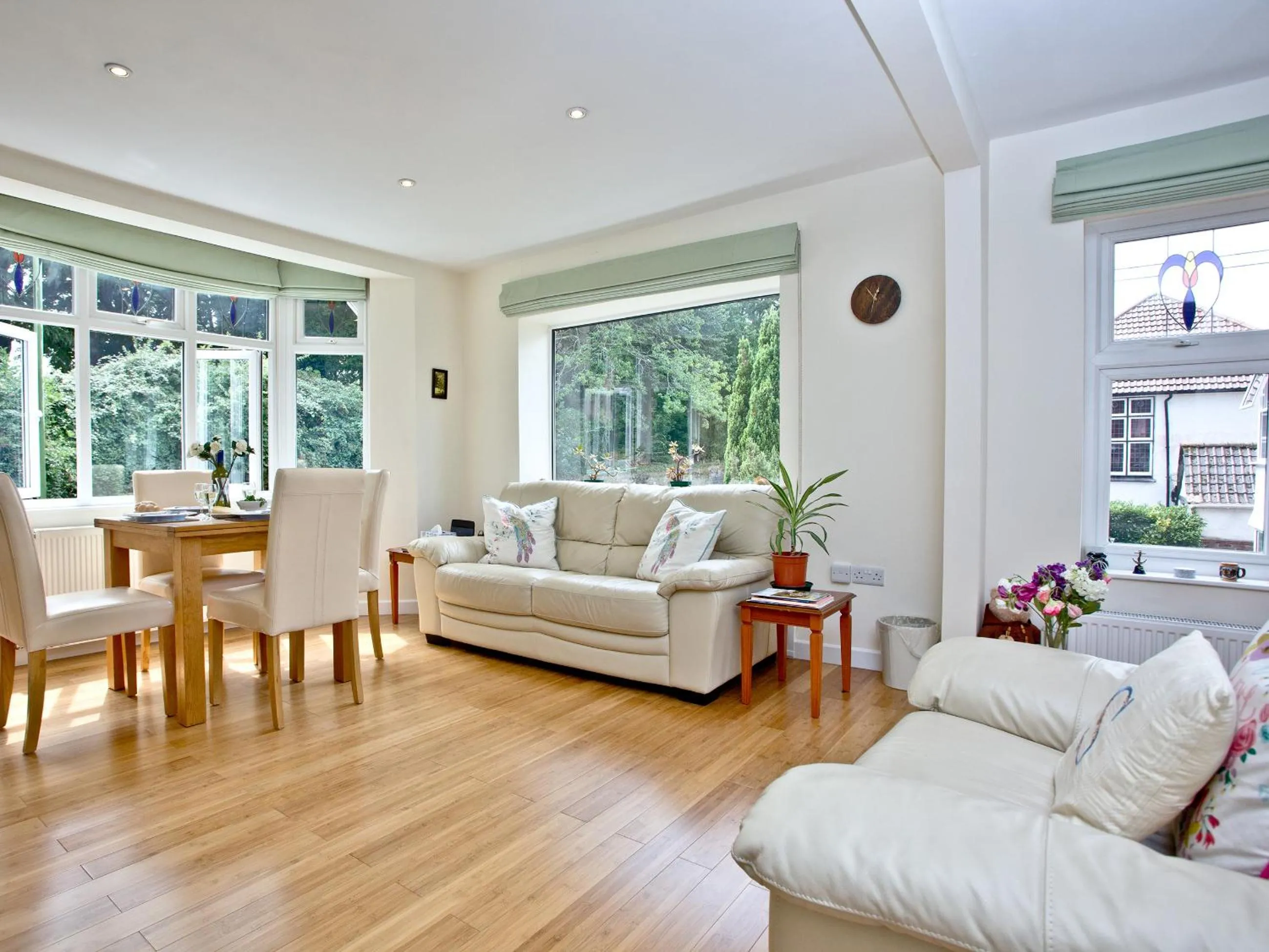Property building in Oldway Apartment