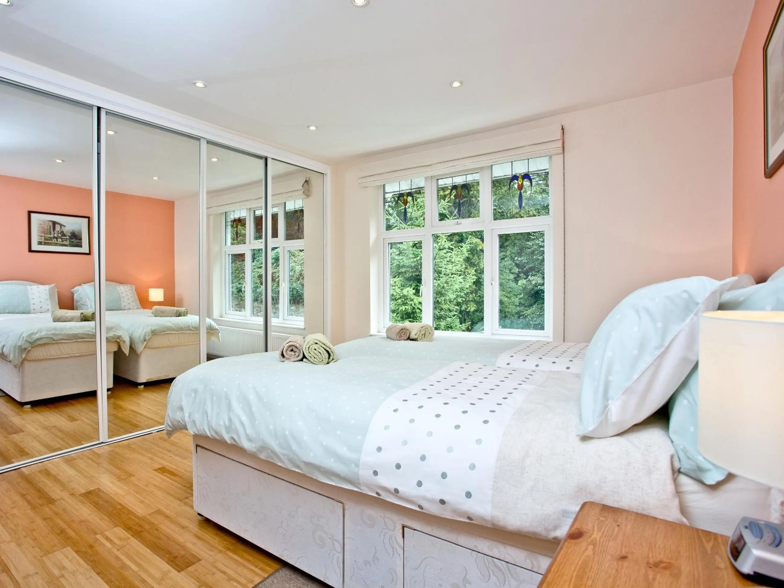 Bedroom, Bed in Oldway Apartment