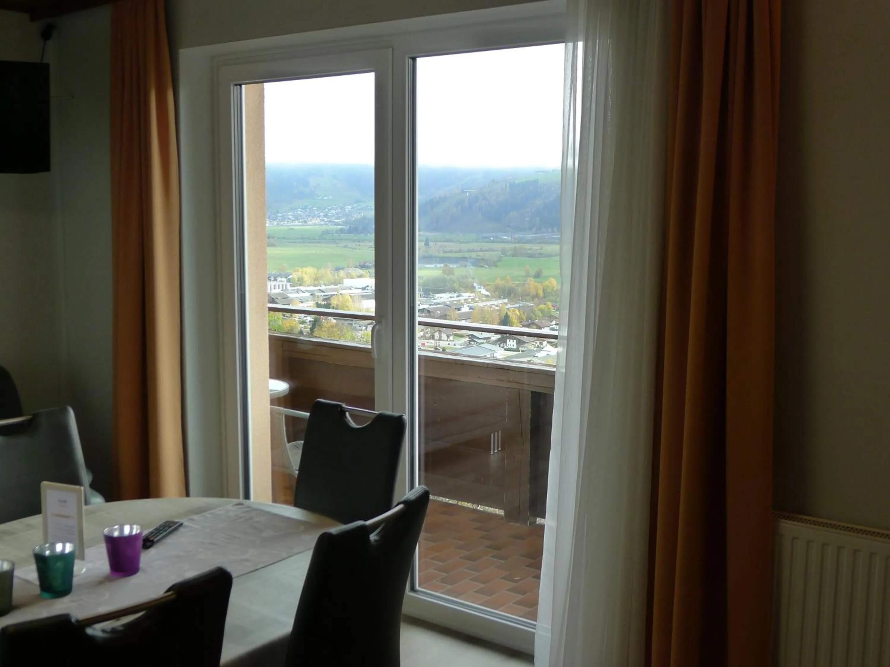 Dining area in Alpenappartement Claudia