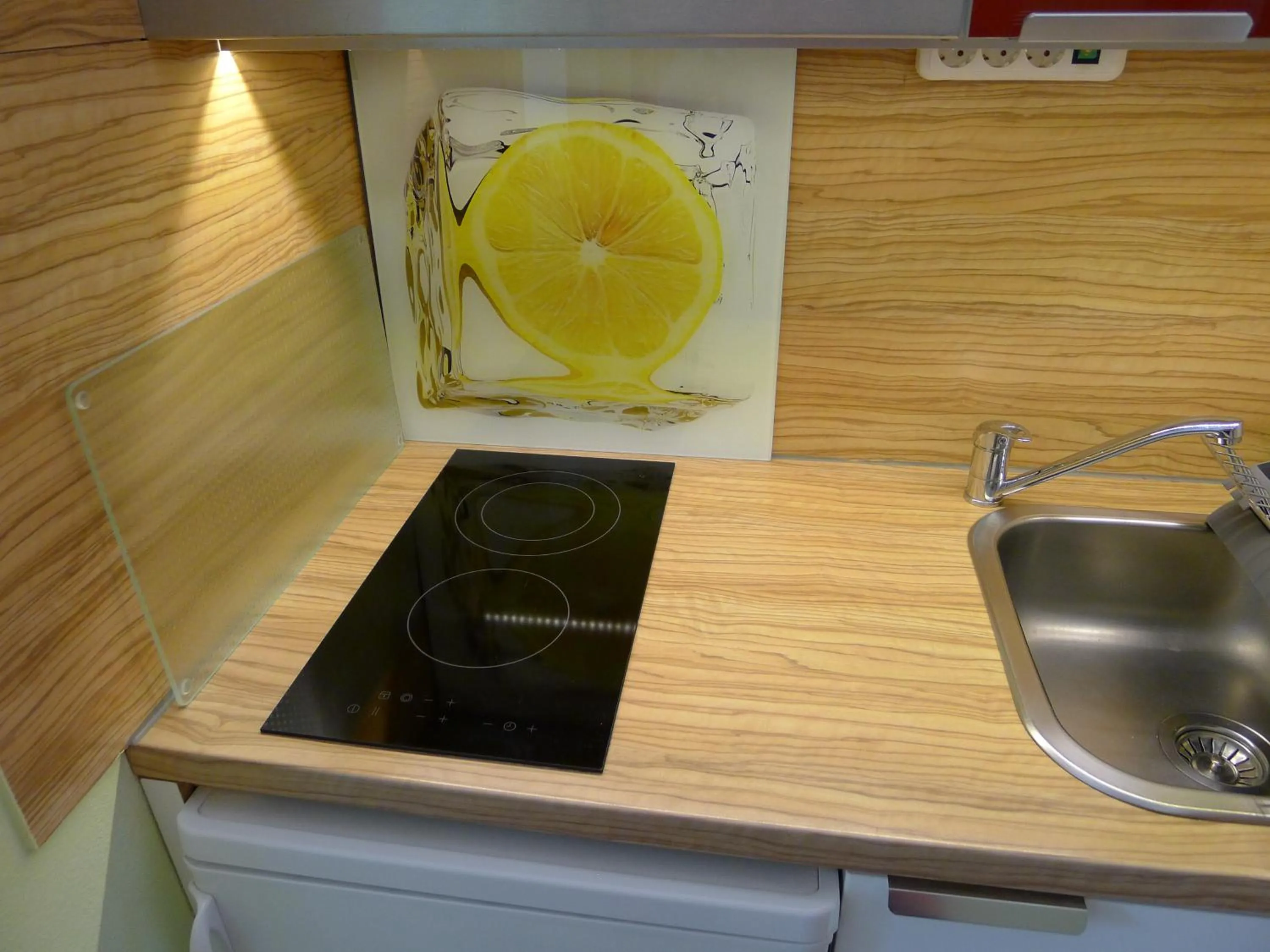 Kitchen or kitchenette in Alpenappartement Claudia