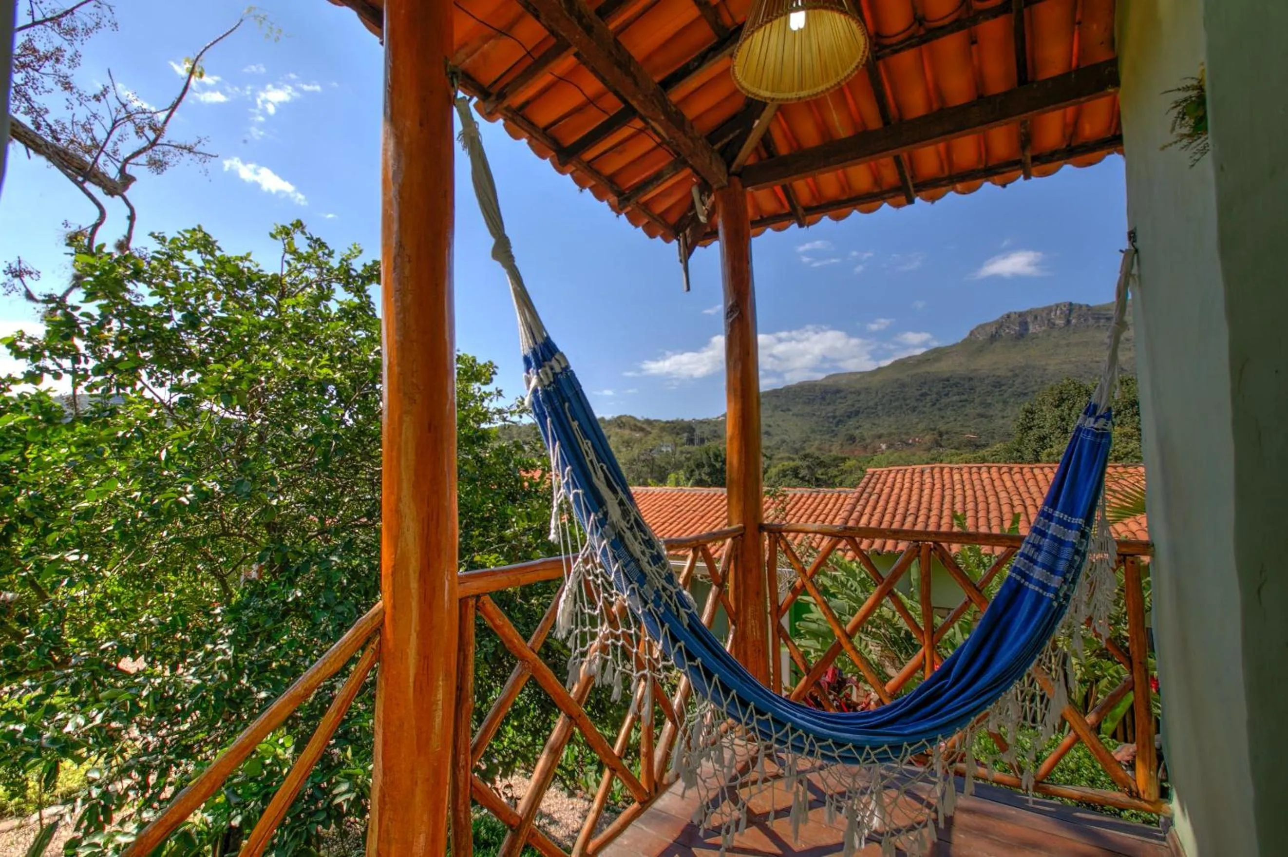 Double Room with Balcony - single occupancy in Pousada e Hostel Pé no Mato