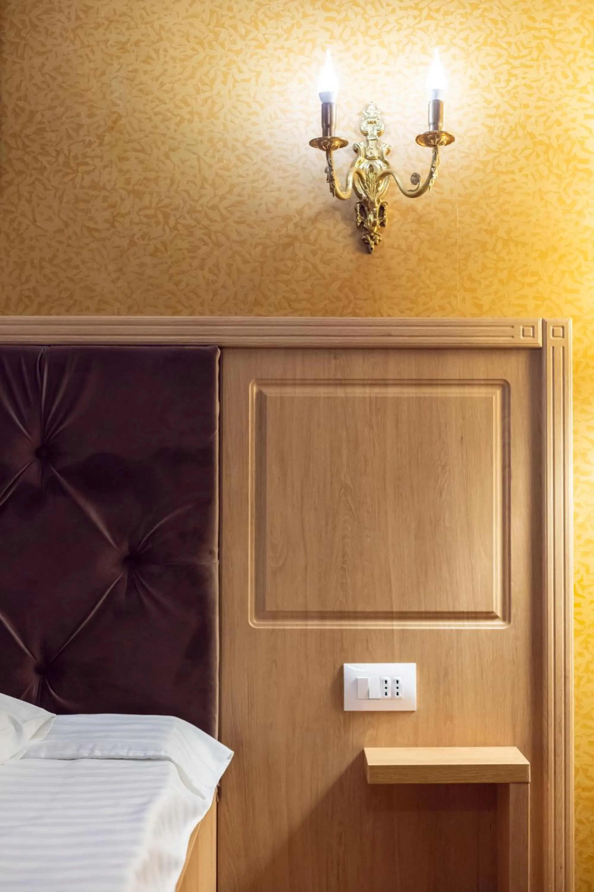 Bed in Hotel Am Ring