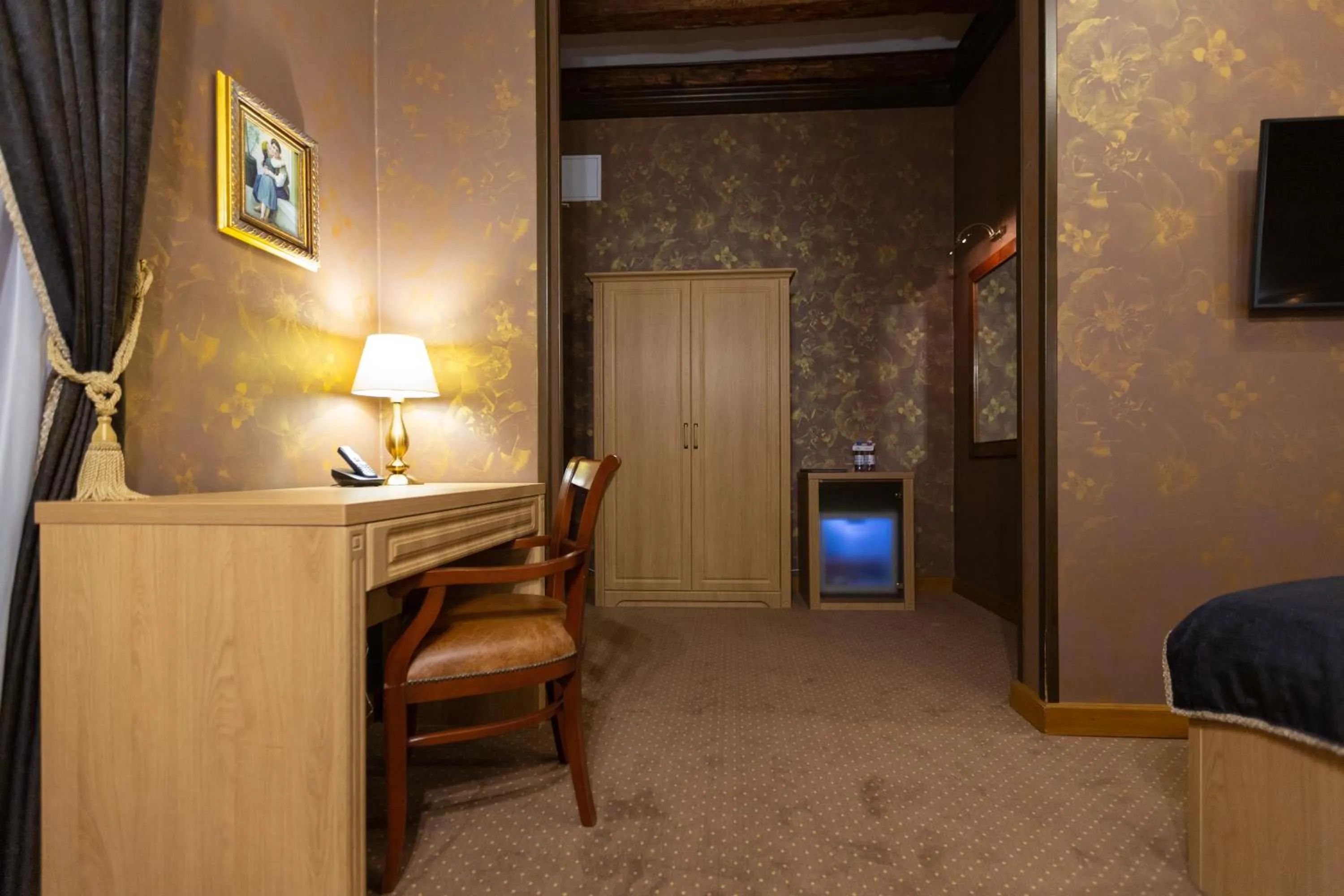 Bed in Hotel Am Ring