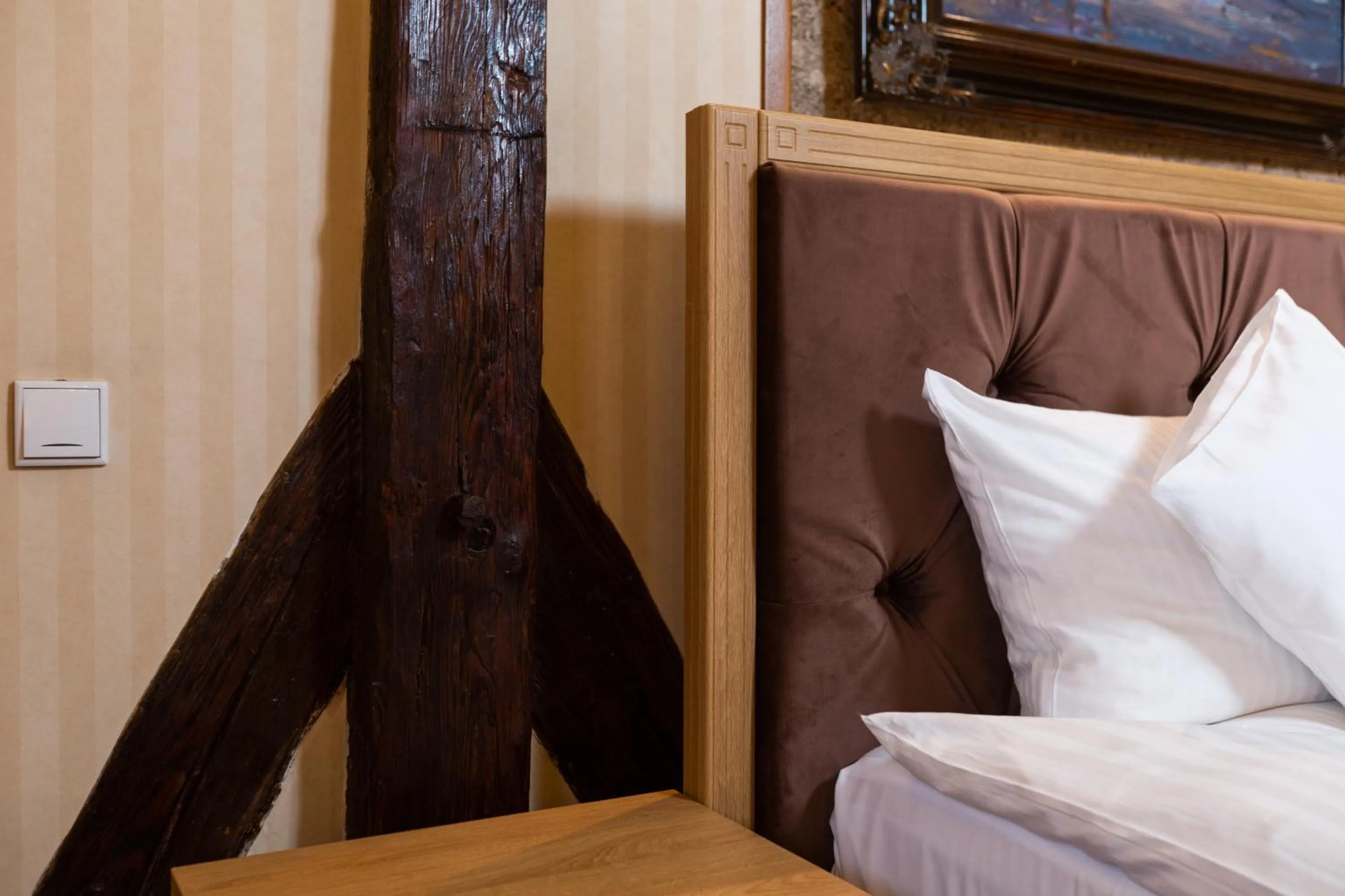 Bed in Hotel Am Ring