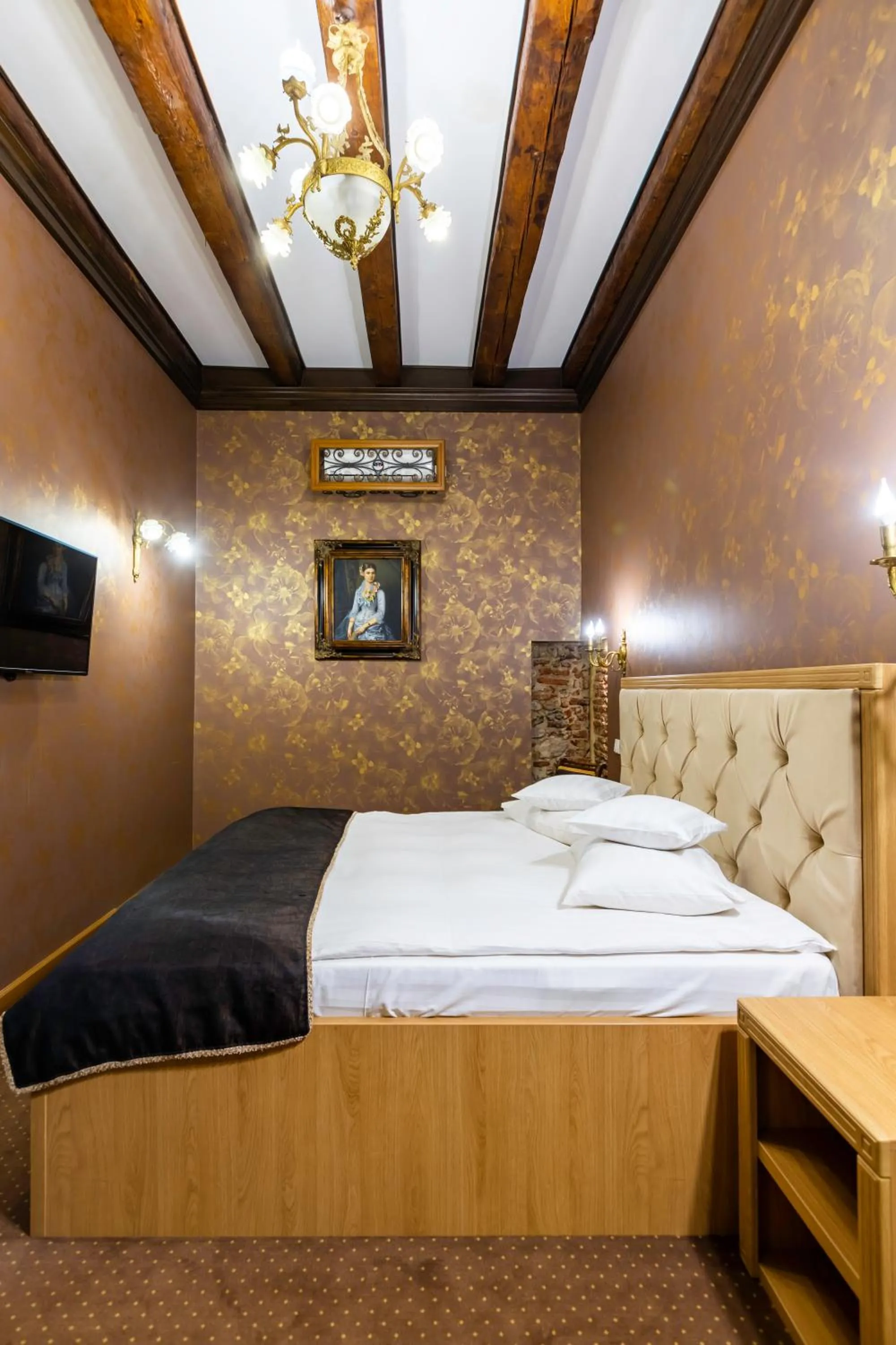 Bed in Hotel Am Ring