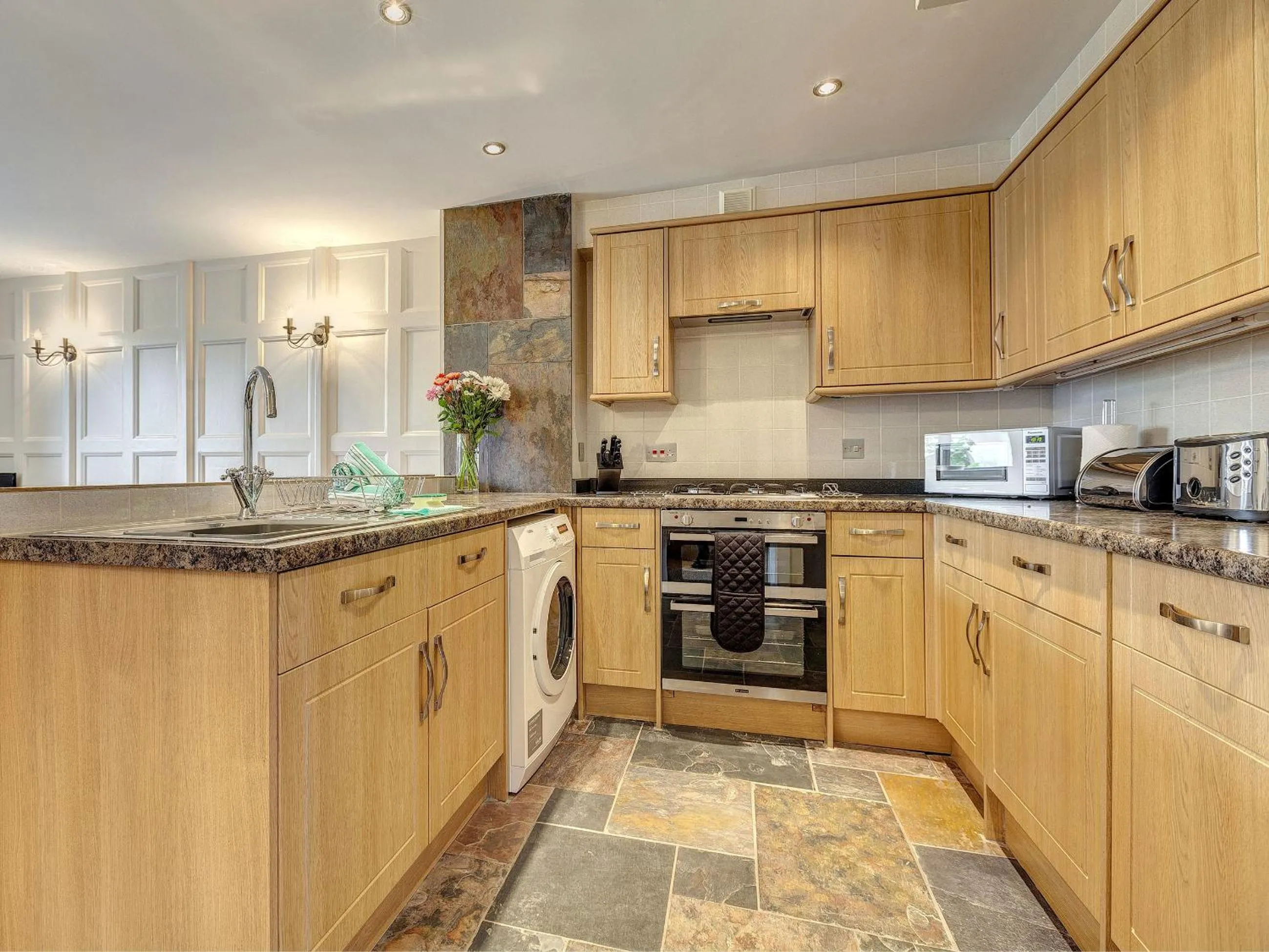 6 Torwood Gables