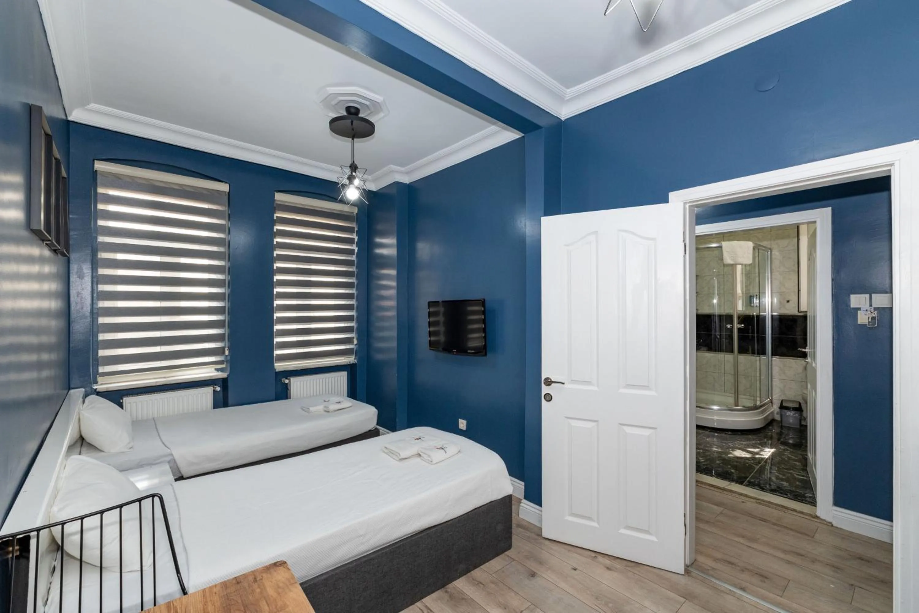 Bedroom, Bed in Taxim Trend Suites