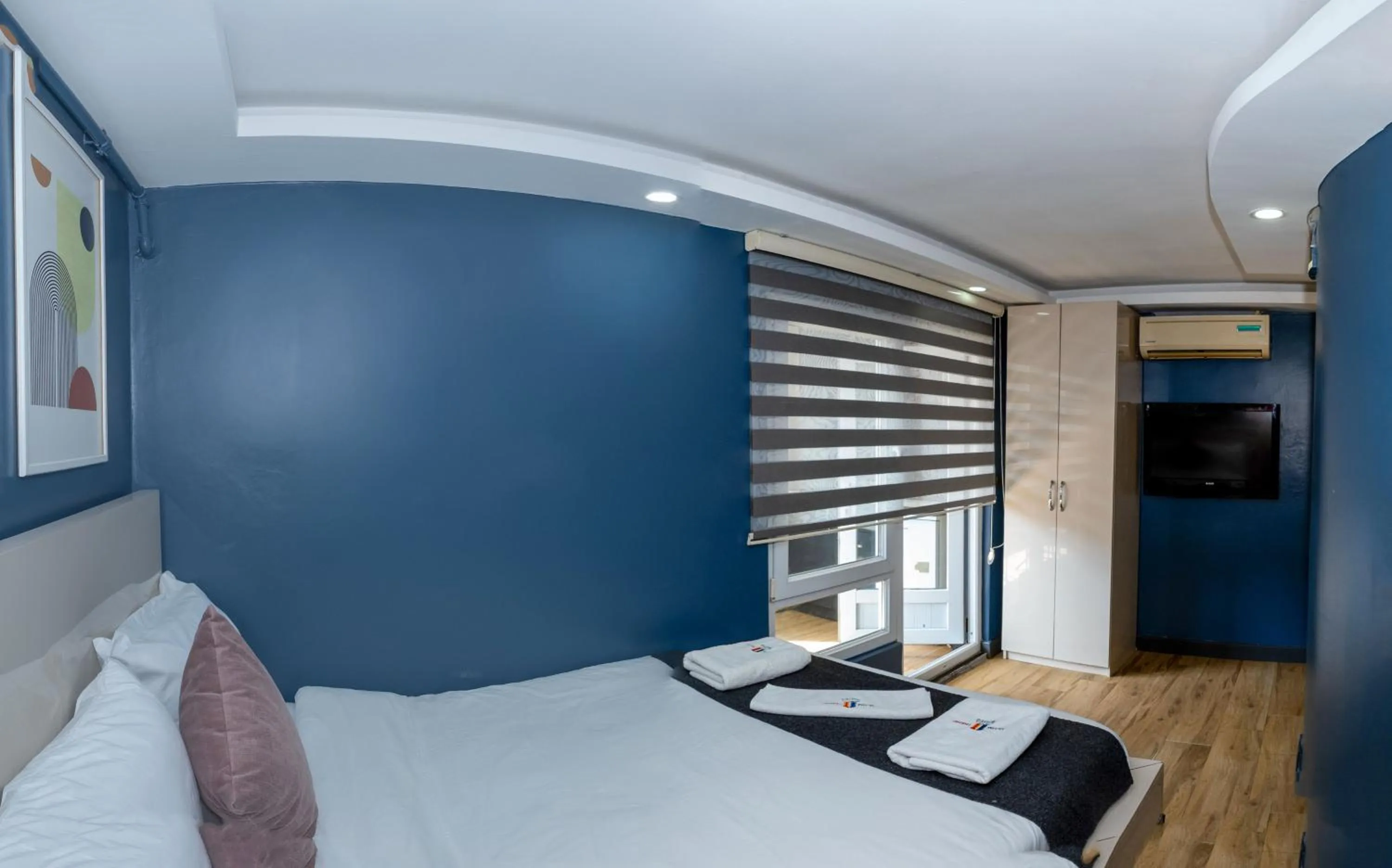 TV and multimedia, Bed in Taxim Trend Suites