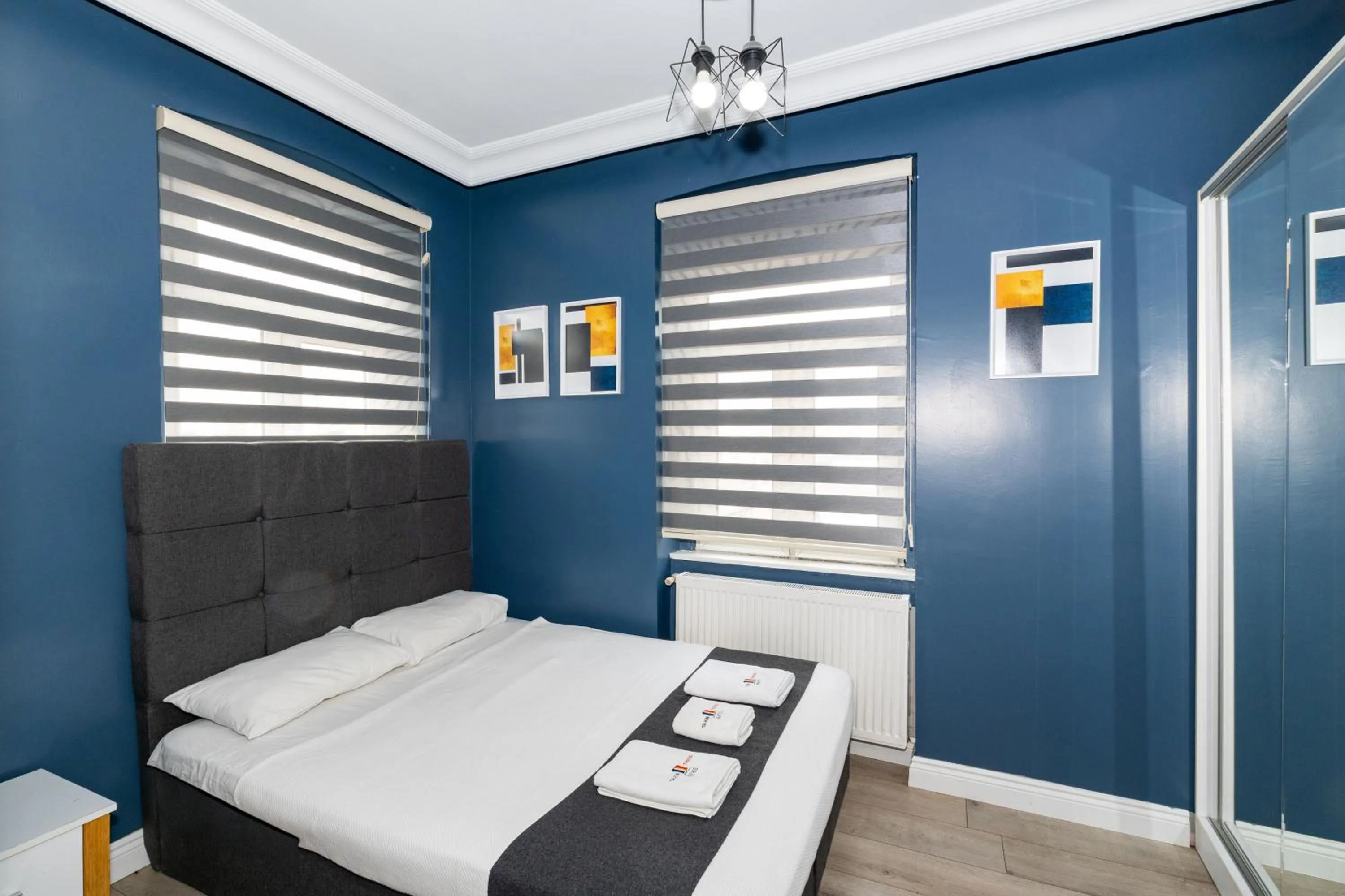 Bedroom, Bed in Taxim Trend Suites