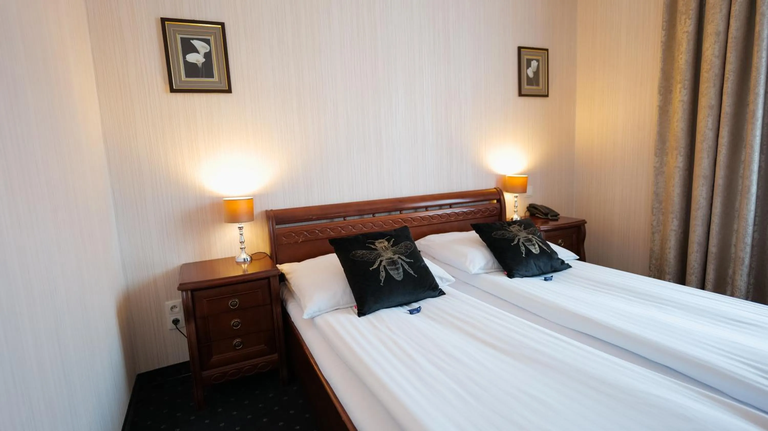 Bed in Hotel Sen