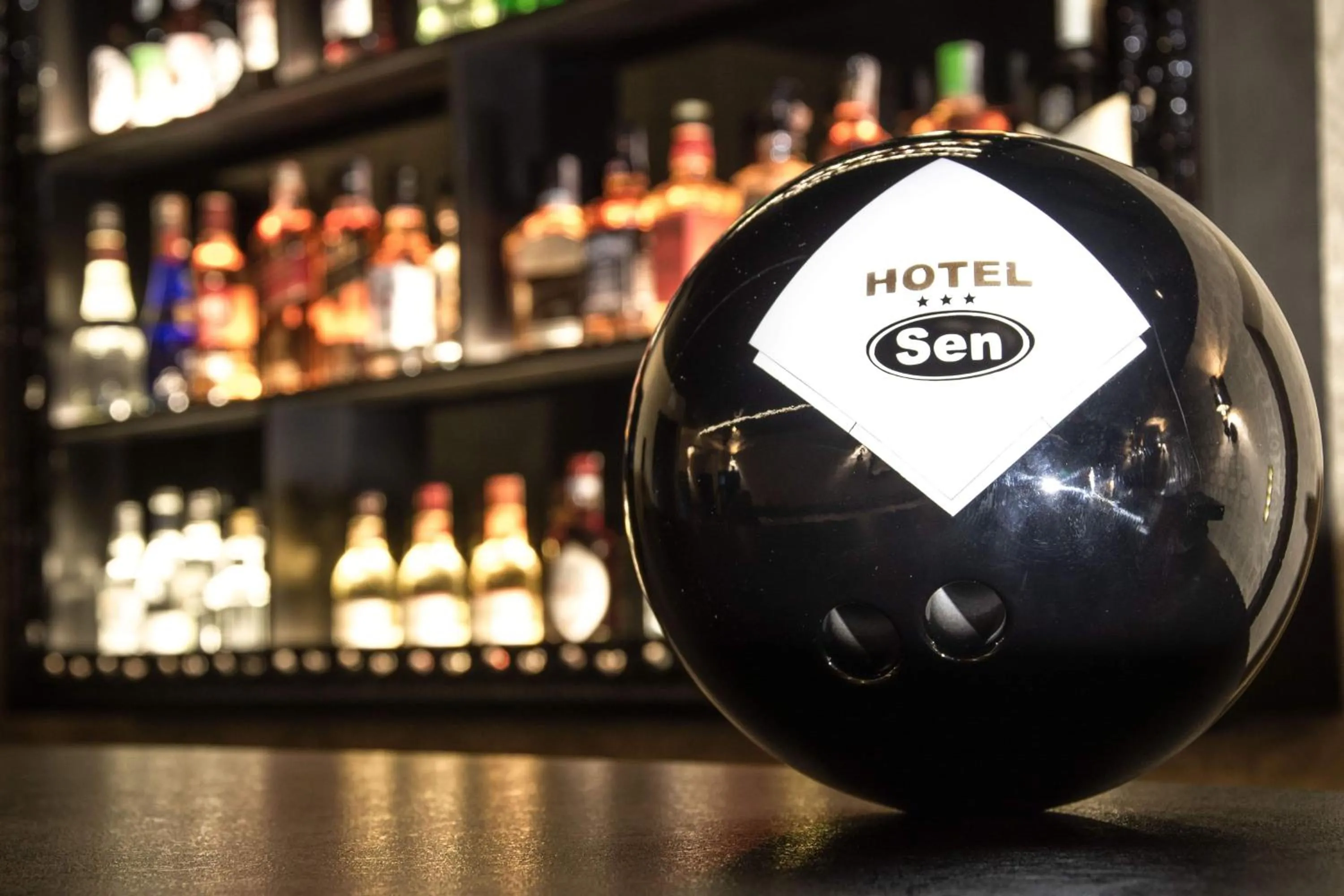 Bowling in Hotel Sen