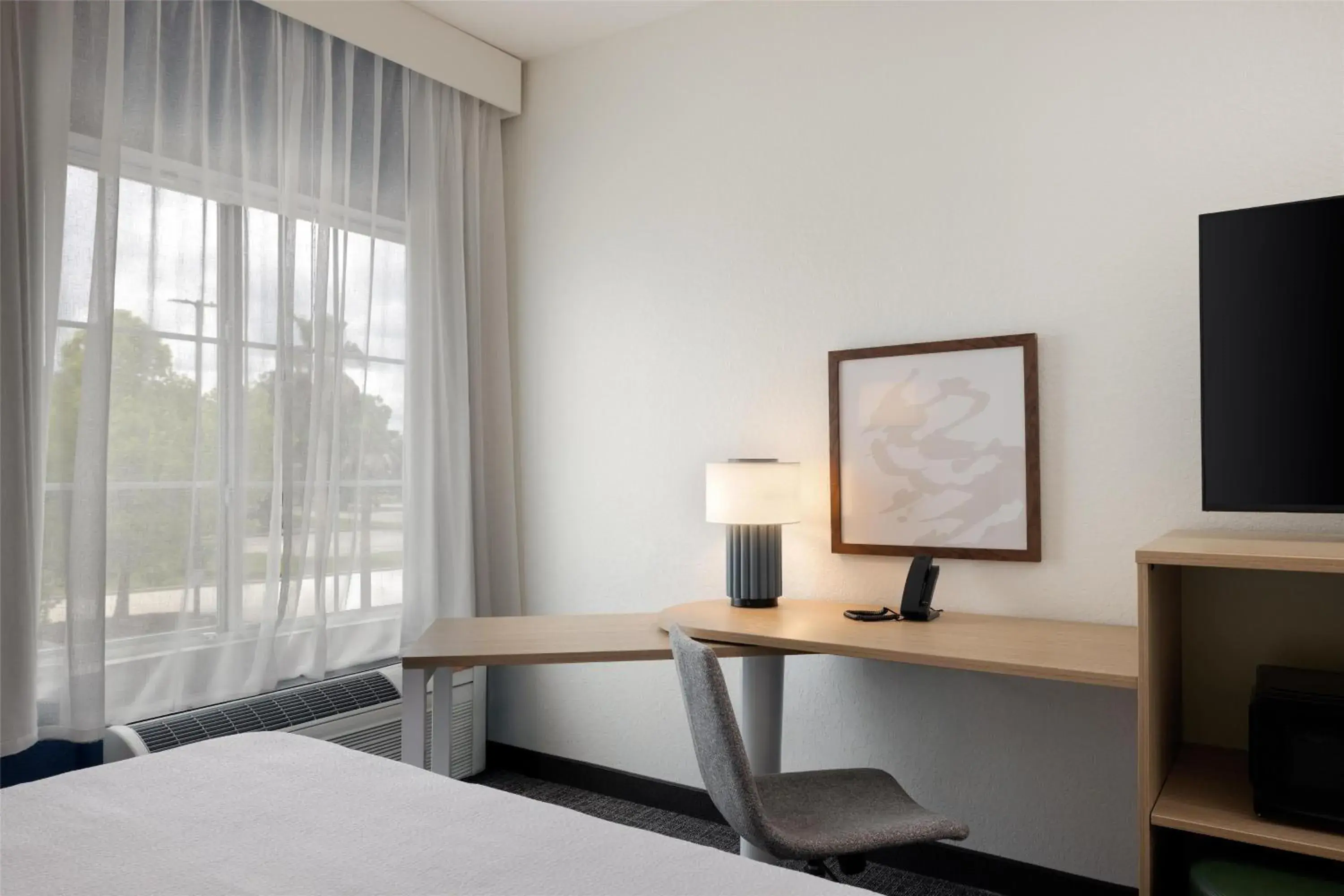 Bedroom, Bed in Spark by Hilton Hammond Bedroom, Bed in Spark by Hilton Hammond