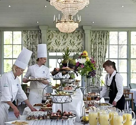 Staff in Thorskogs Slott