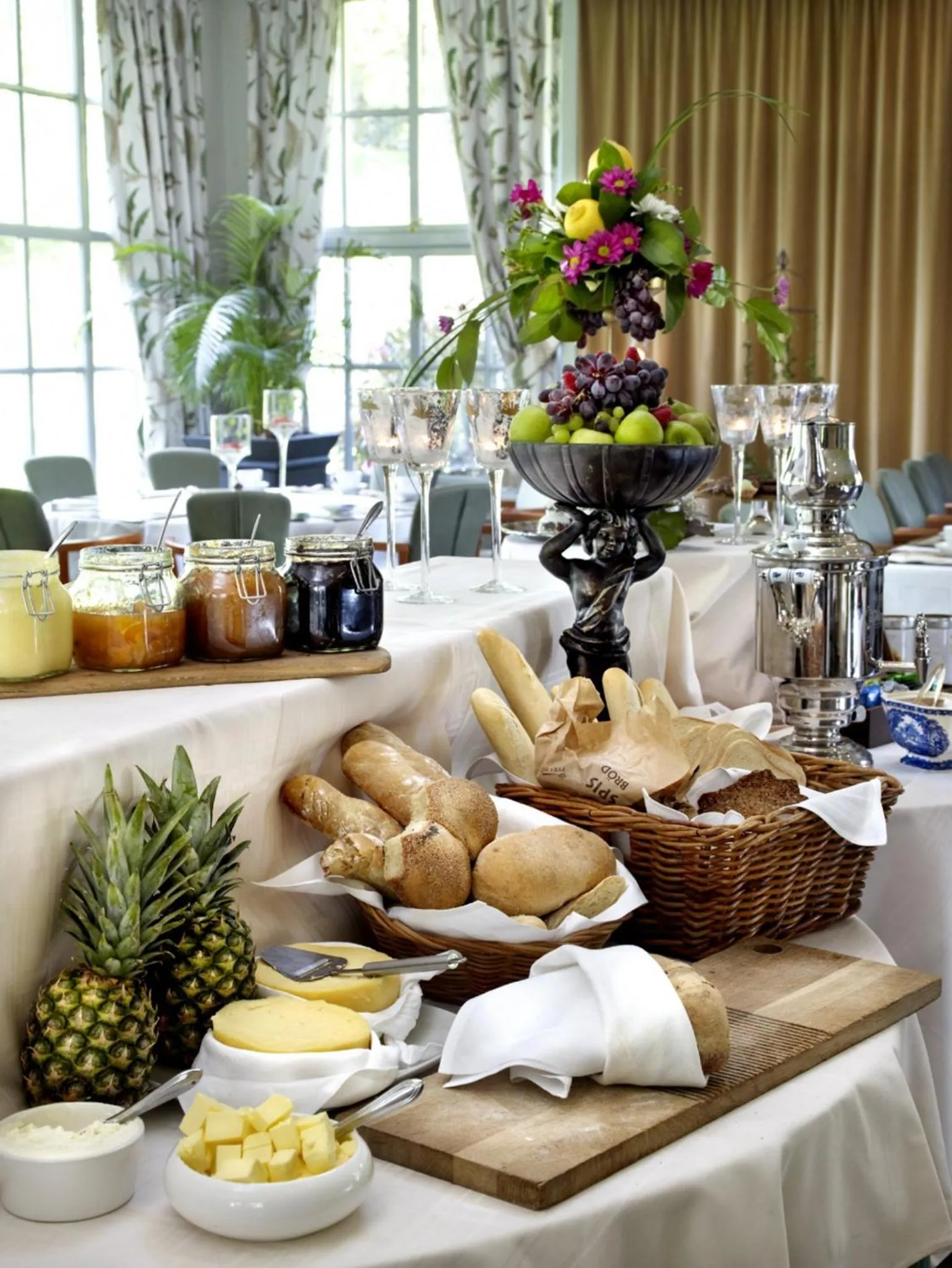 Food in Thorskogs Slott