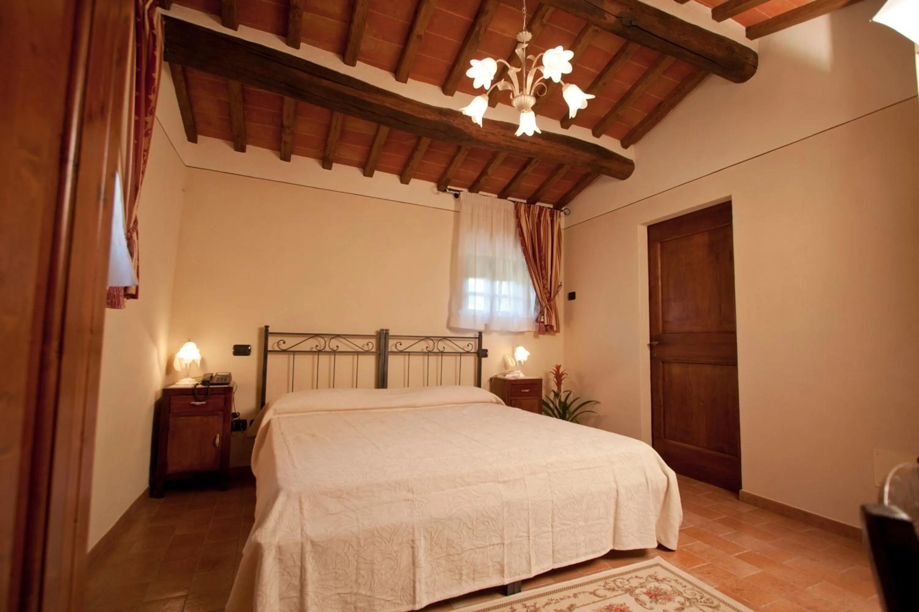 Photo of the whole room, Bed in Casale l'Antico Carro