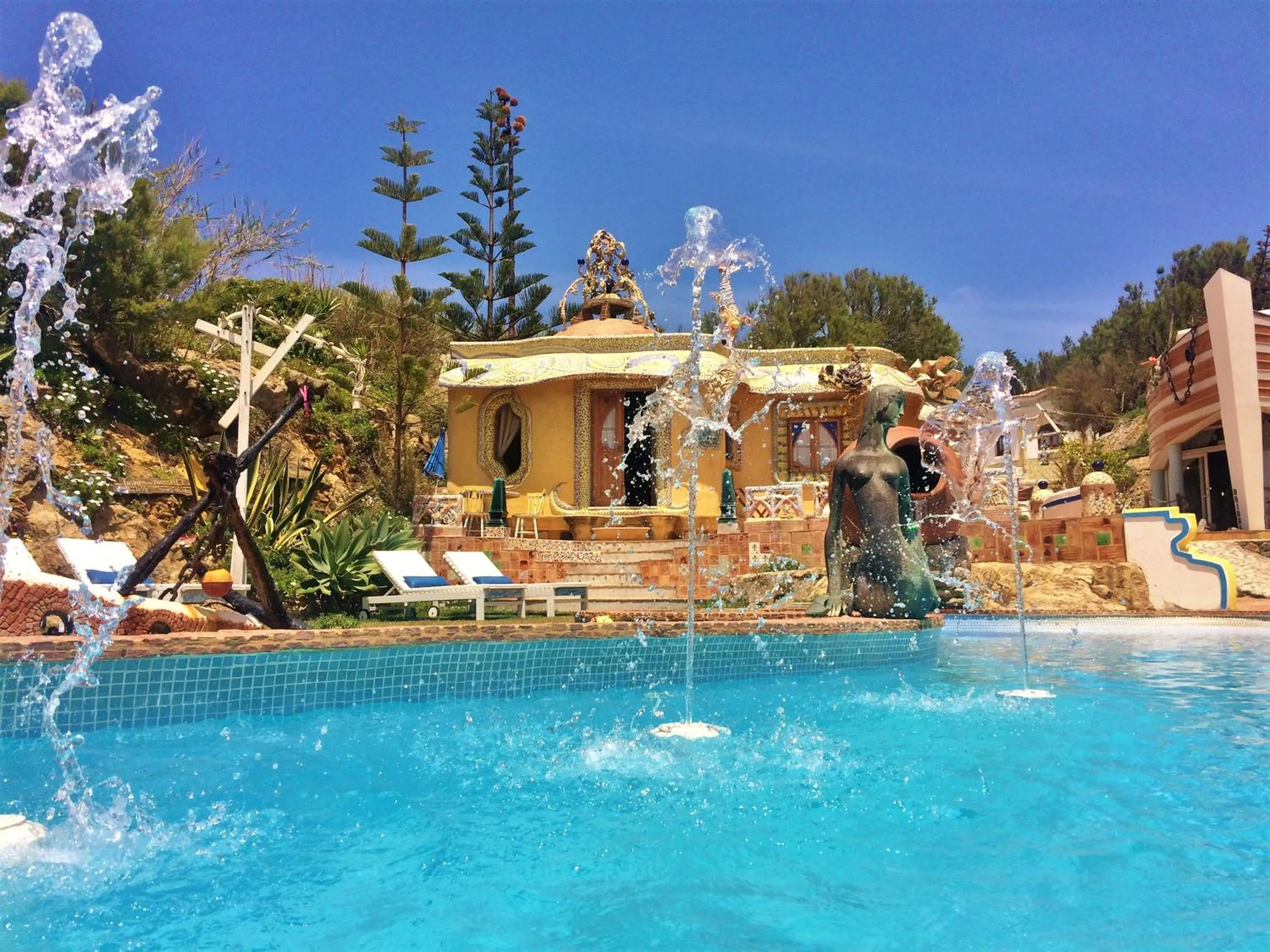 Swimming pool in Villa Ana Margarida Beach
