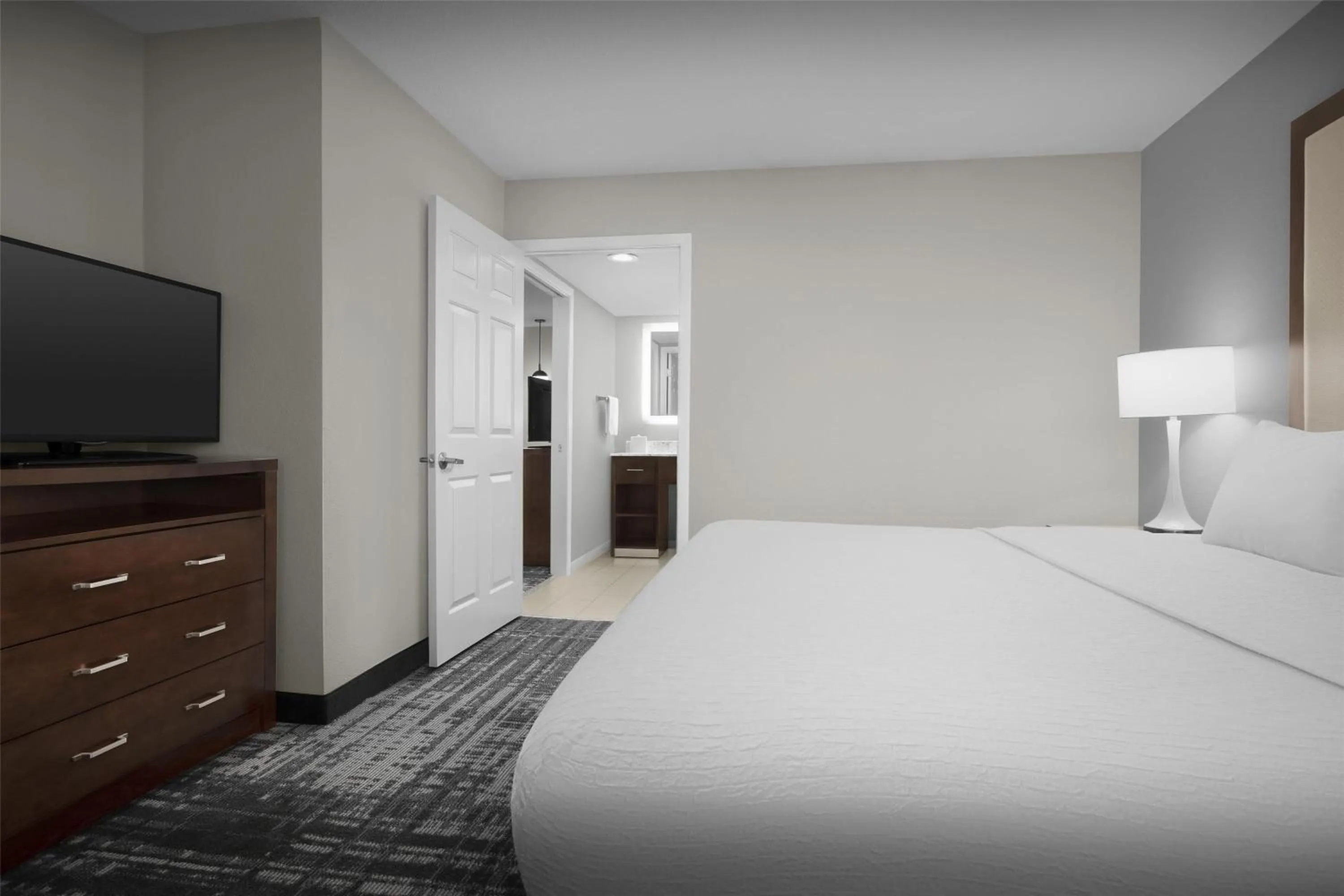 Bed in Homewood Suites by Hilton San Jose Airport-Silicon Valley