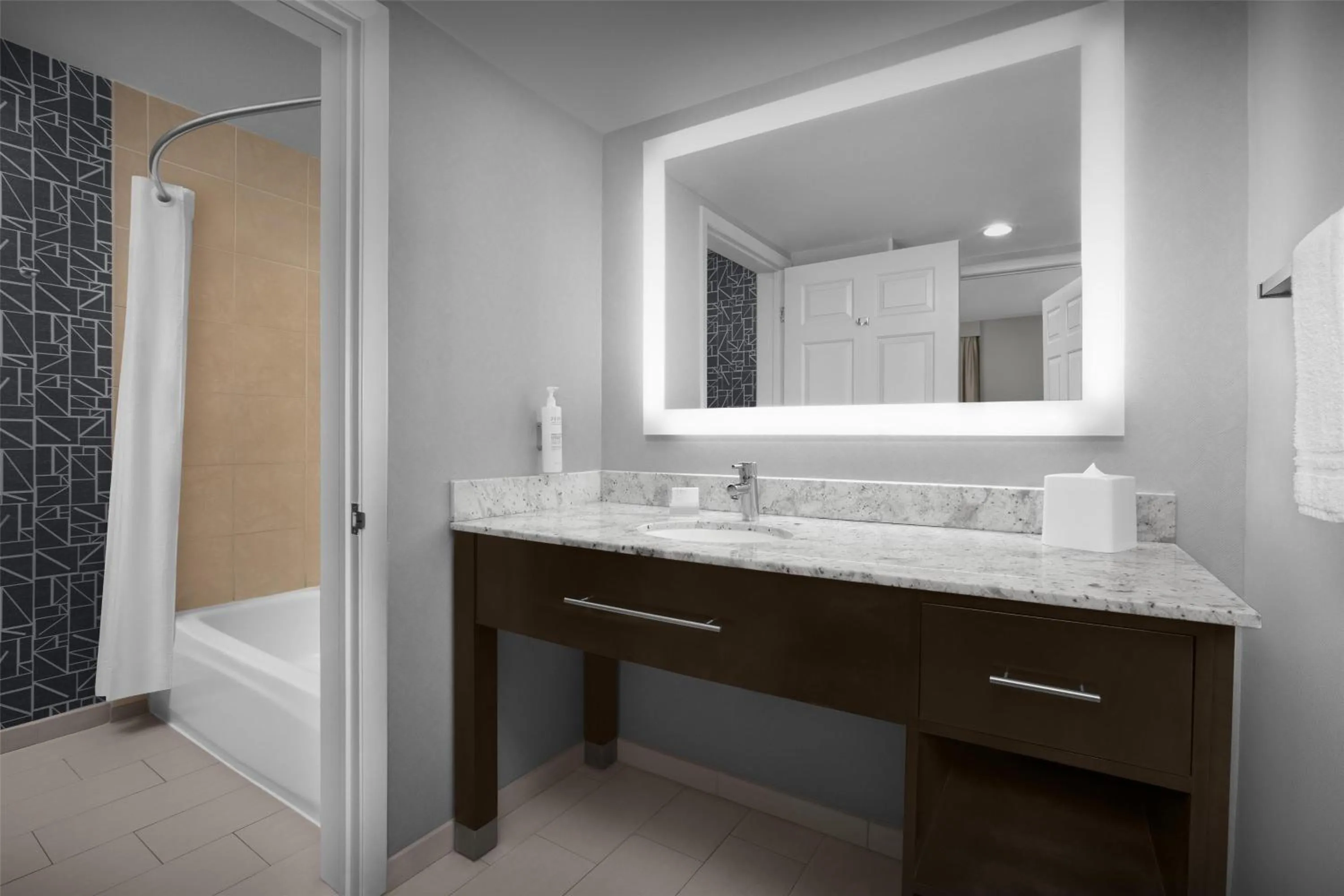 Bathroom in Homewood Suites by Hilton San Jose Airport-Silicon Valley