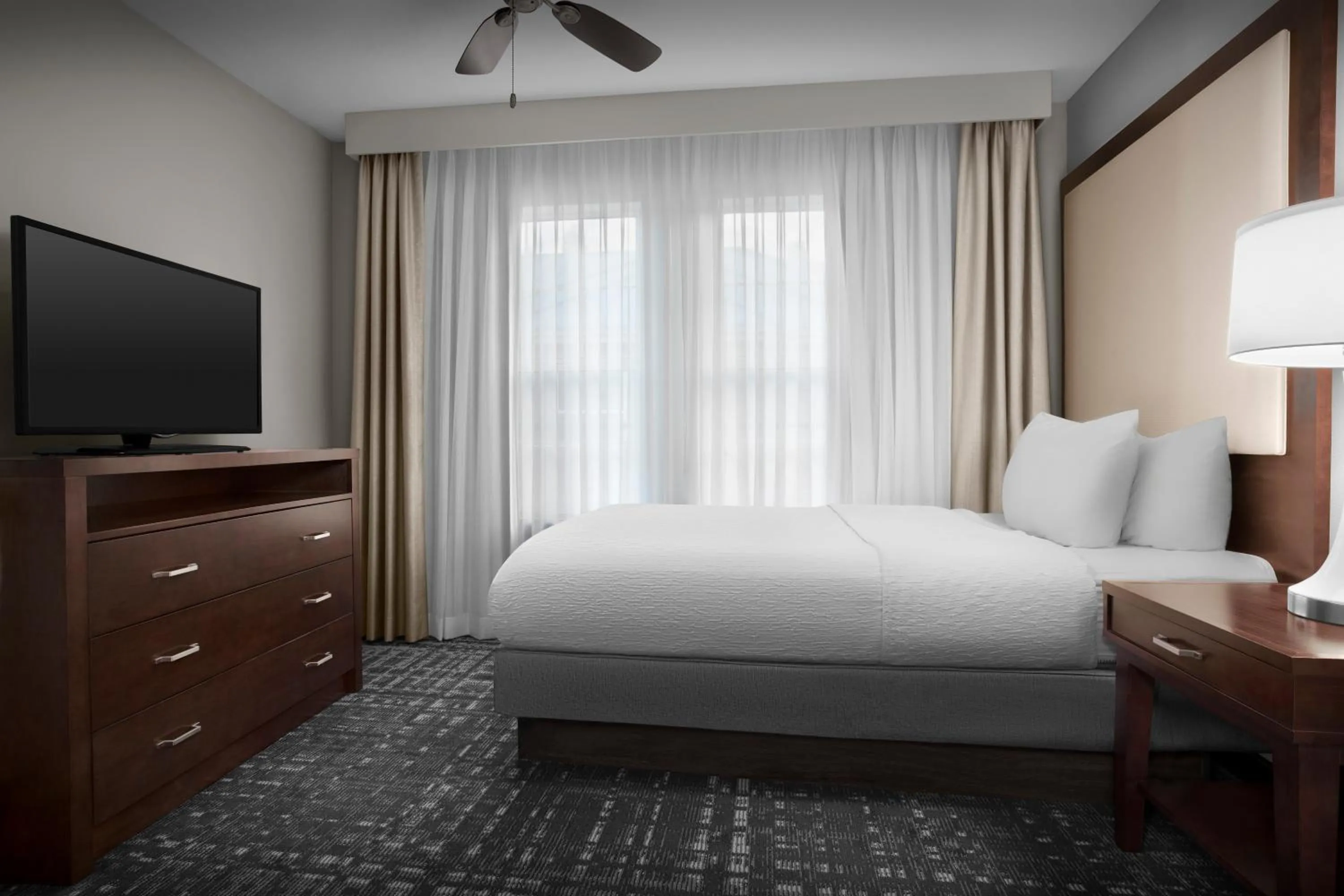 Bed in Homewood Suites by Hilton San Jose Airport-Silicon Valley