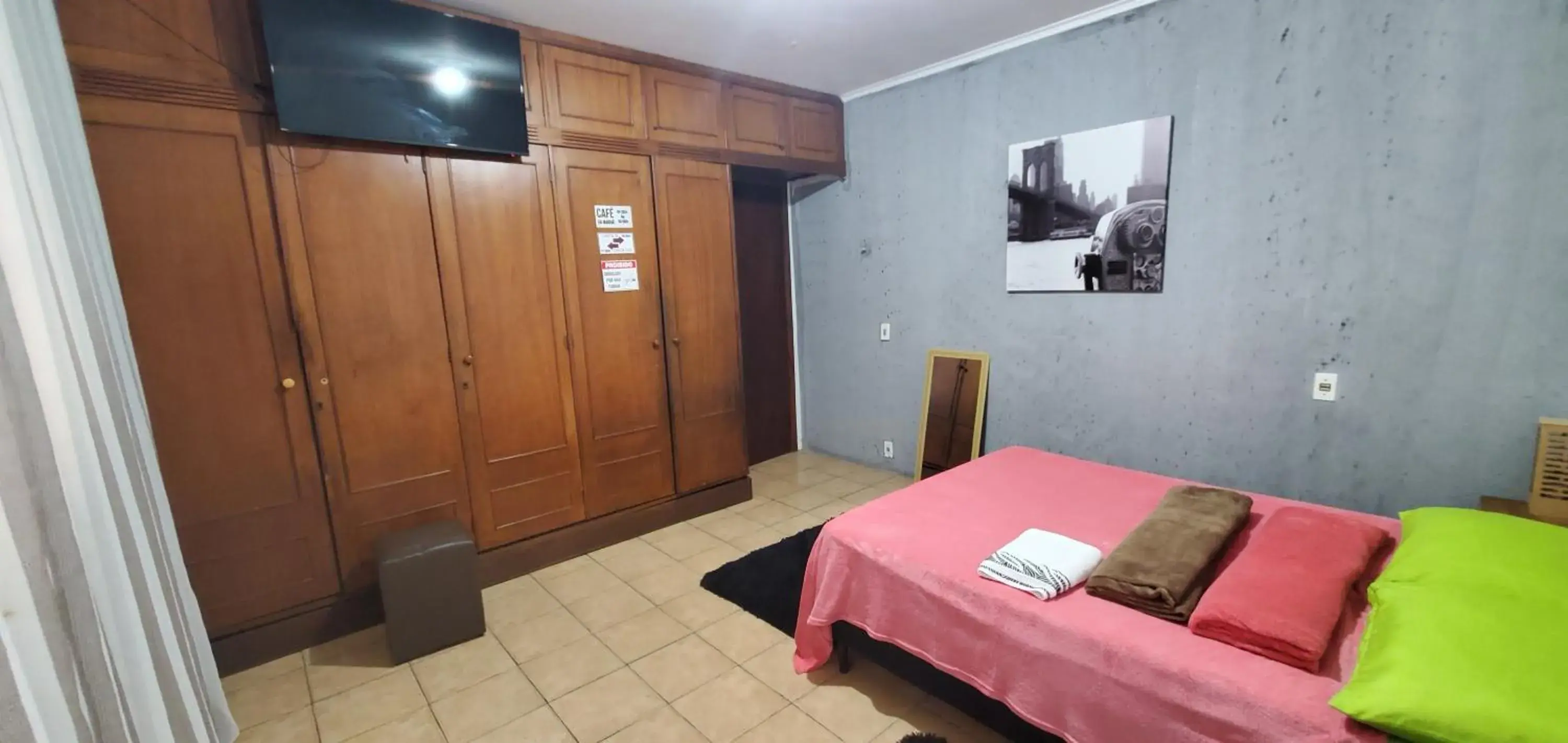 Double Room with Private Bathroom in Hostel Bauru Double Room with Private Bathroom in Hostel Bauru