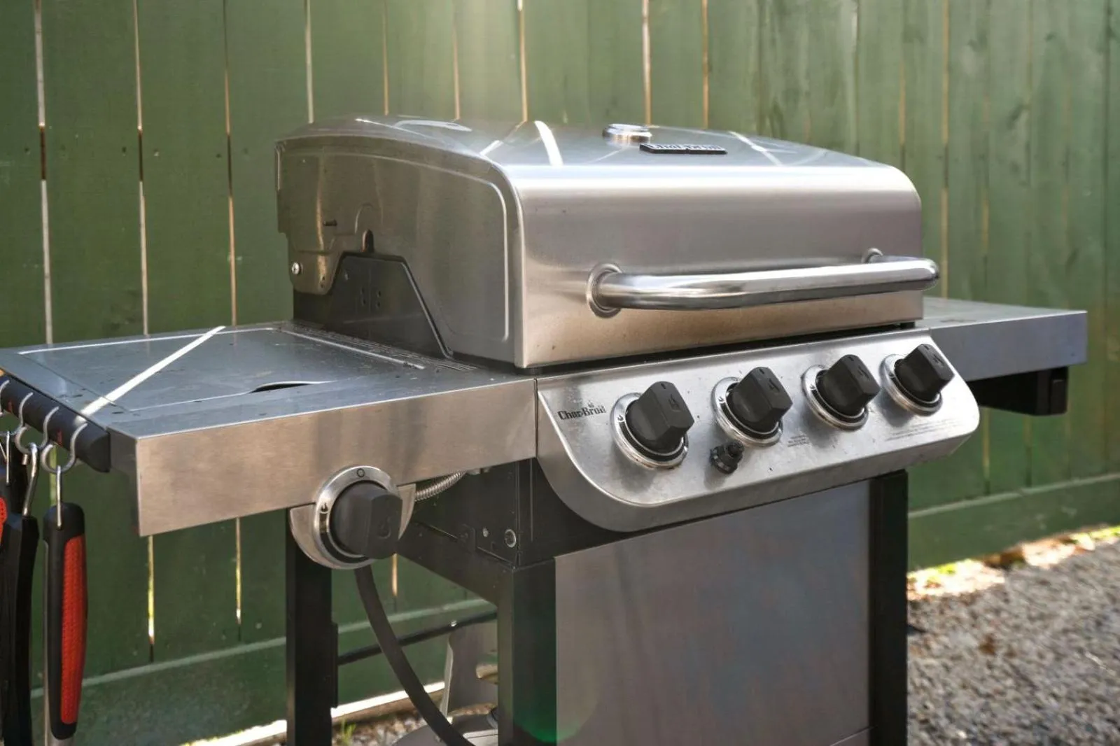 BBQ facilities in East Downtown Hideaway