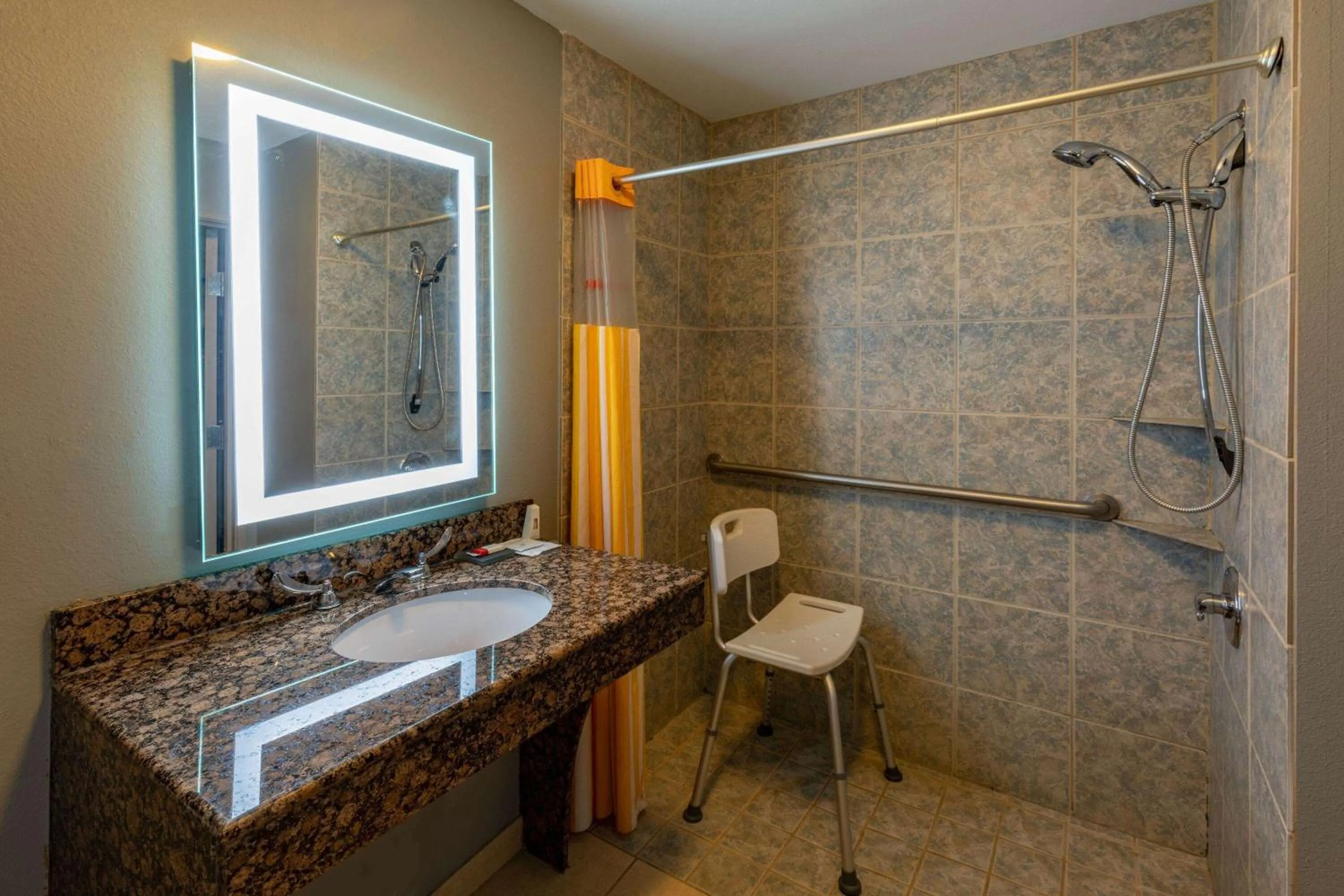 TV and multimedia in La Quinta by Wyndham Bridgeport