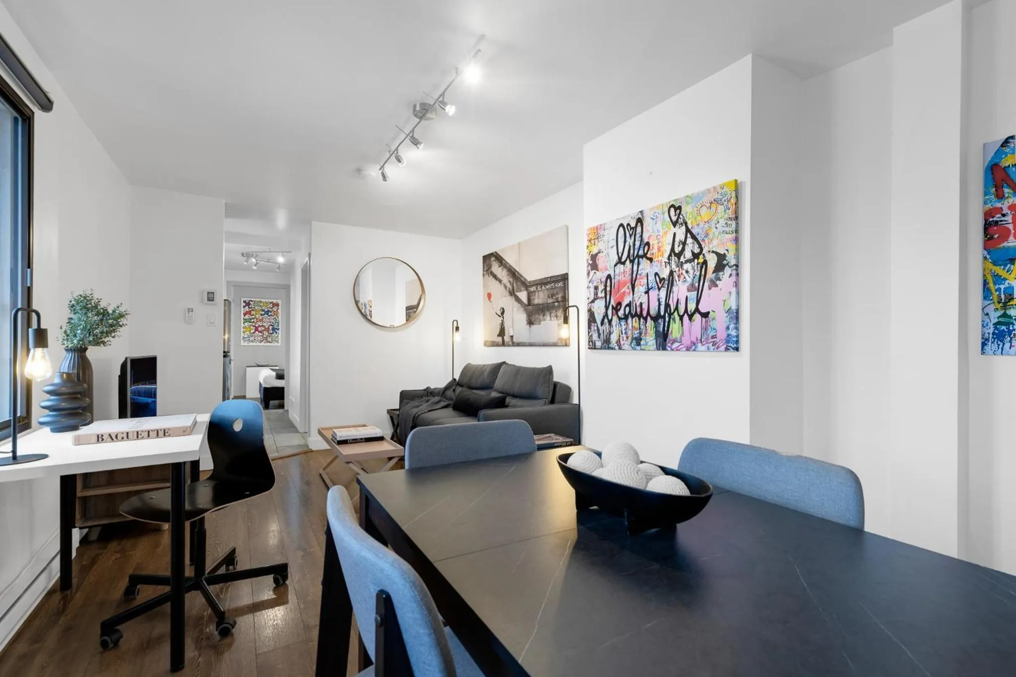 Living room in LiV MTL Soho