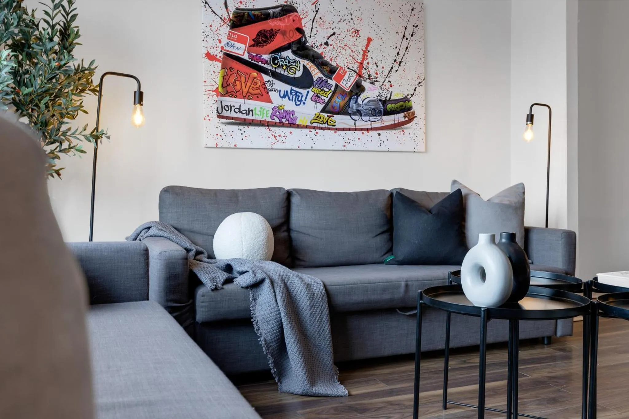 Living room in LiV MTL Soho