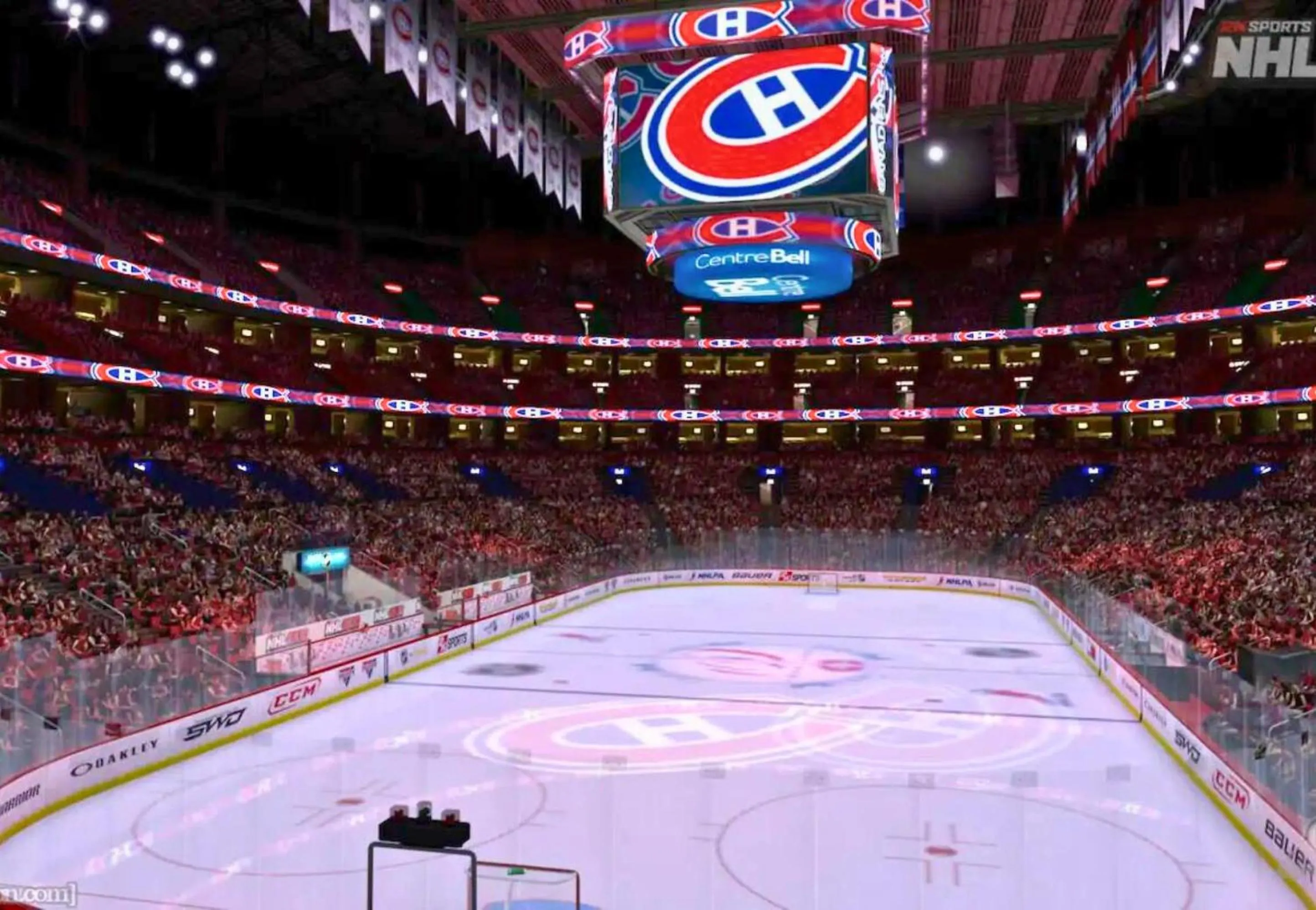 Evening entertainment in LiV MTL Soho