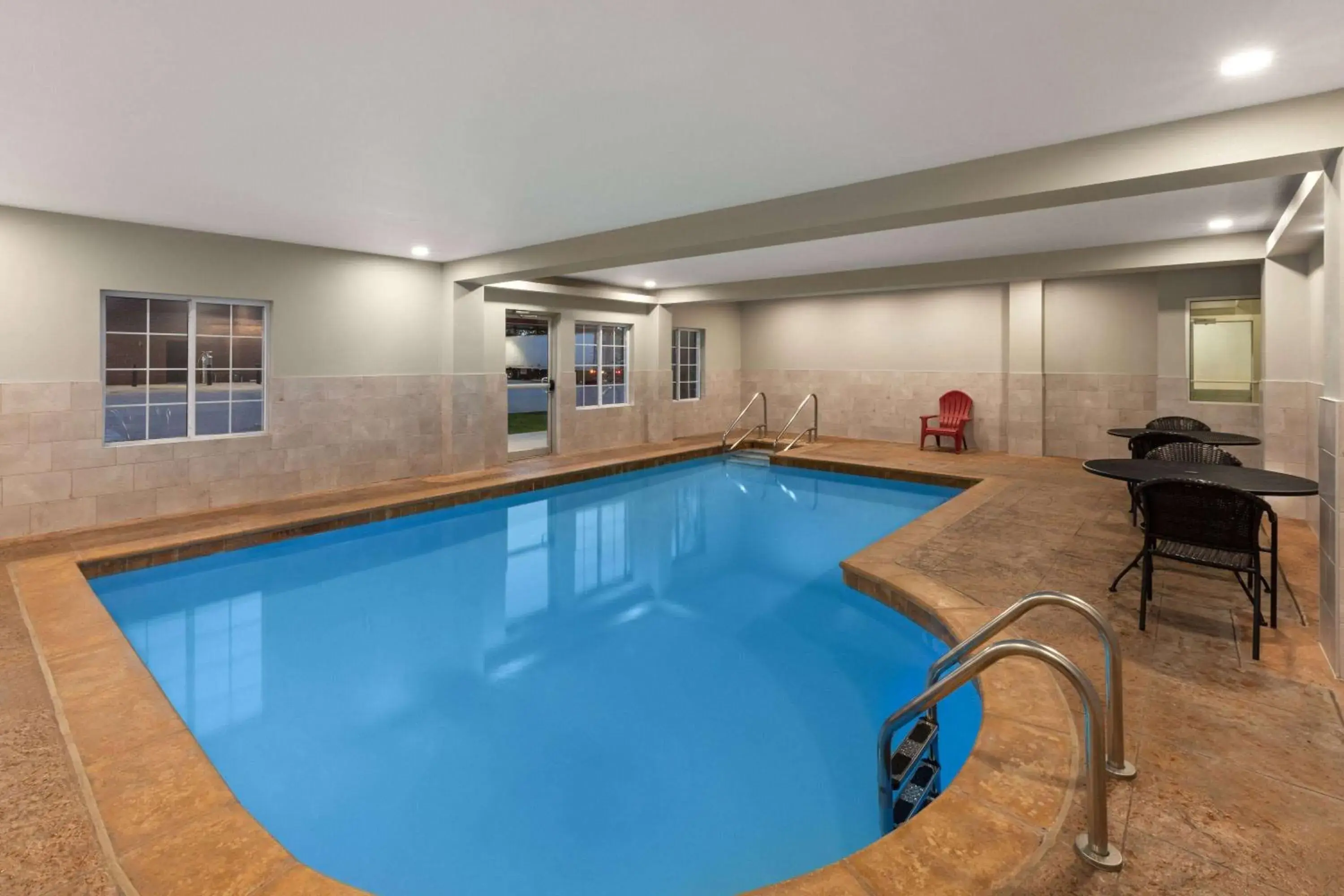 Pool view in La Quinta by Wyndham McAlester Pool view in La Quinta by Wyndham McAlester