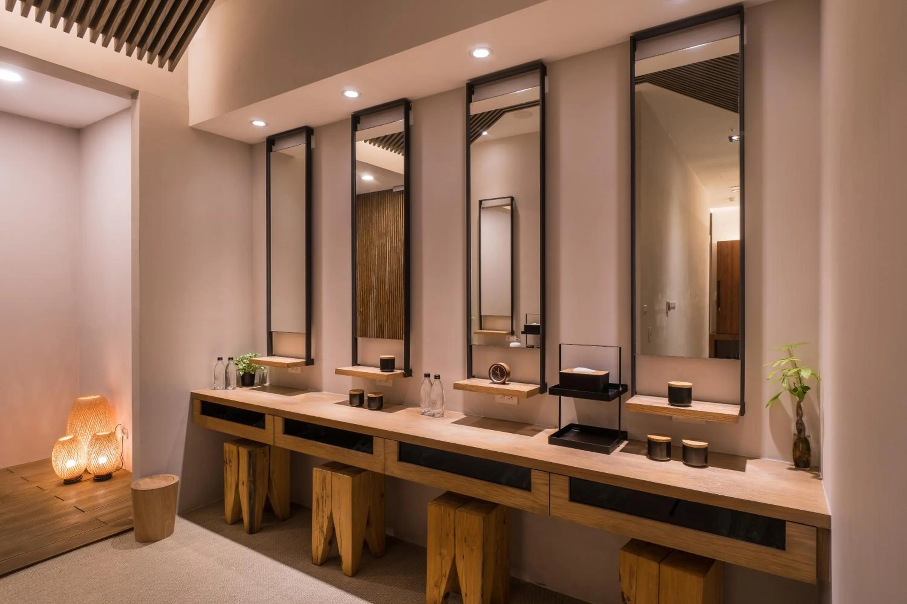 Hot Spring Bath in Yun Estate Hotel