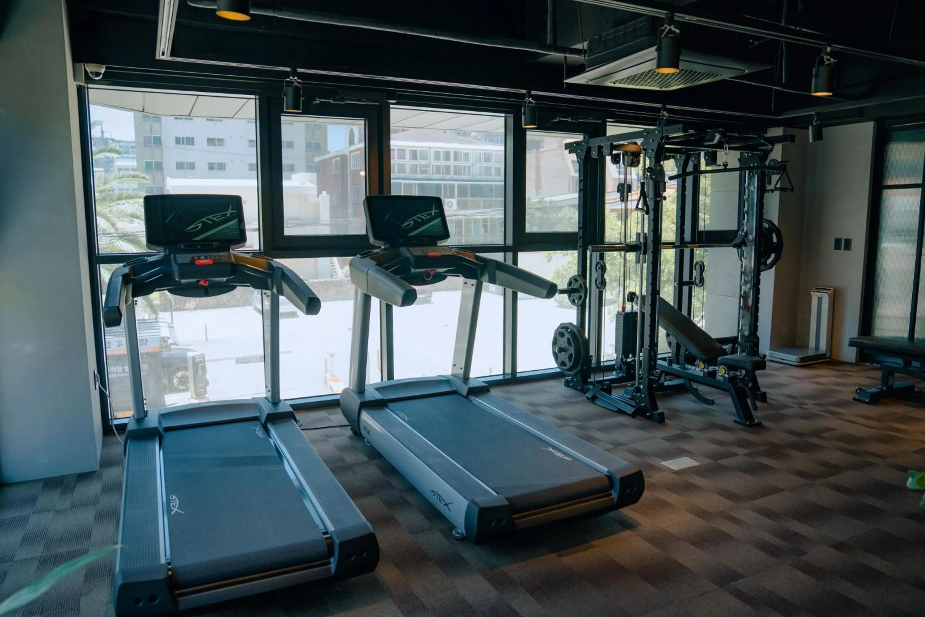 Fitness centre/facilities in Maxx Jeju, a member of H Rewards