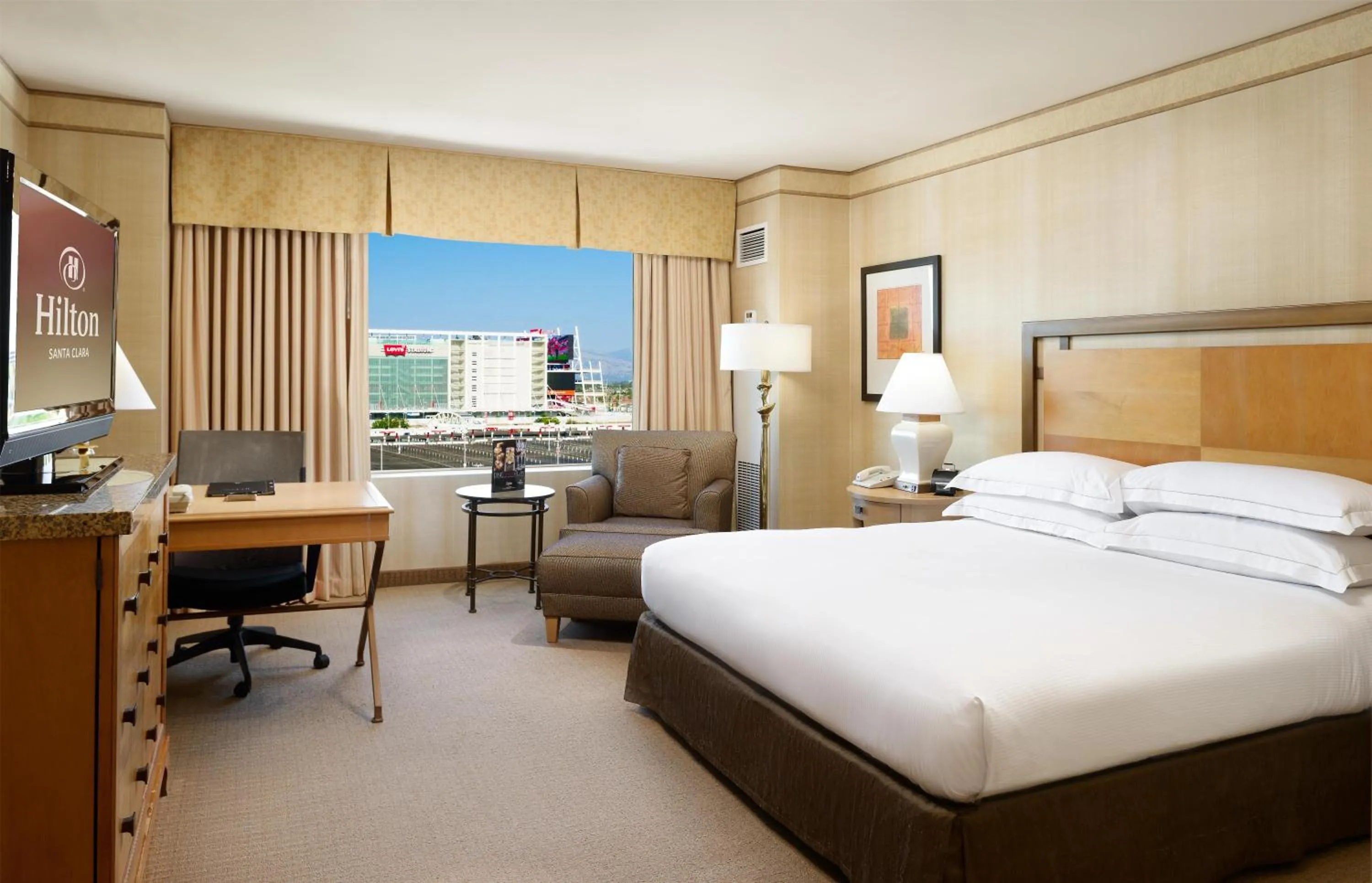 Bedroom, Bed in Hilton Santa Clara