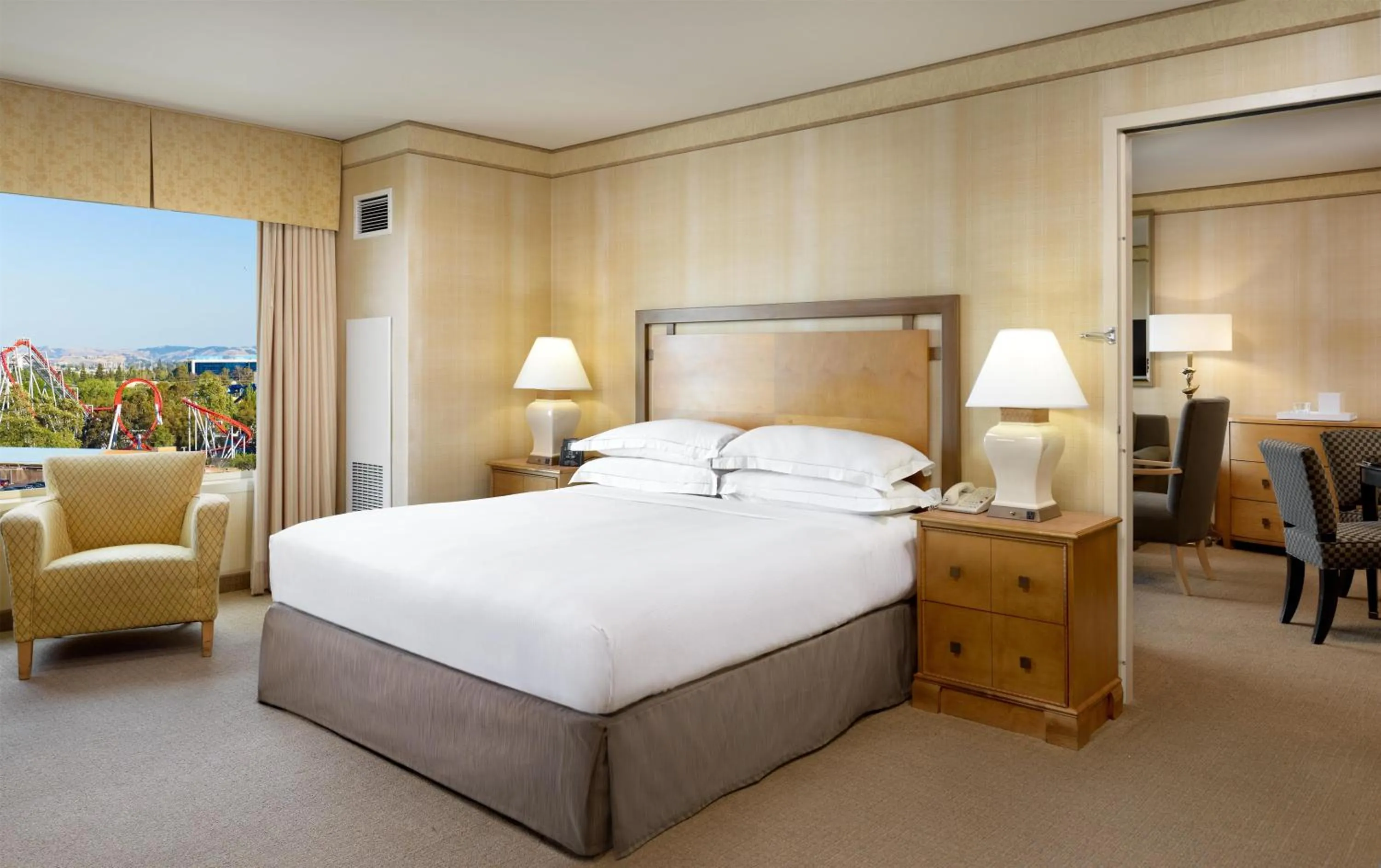 Bed in Hilton Santa Clara