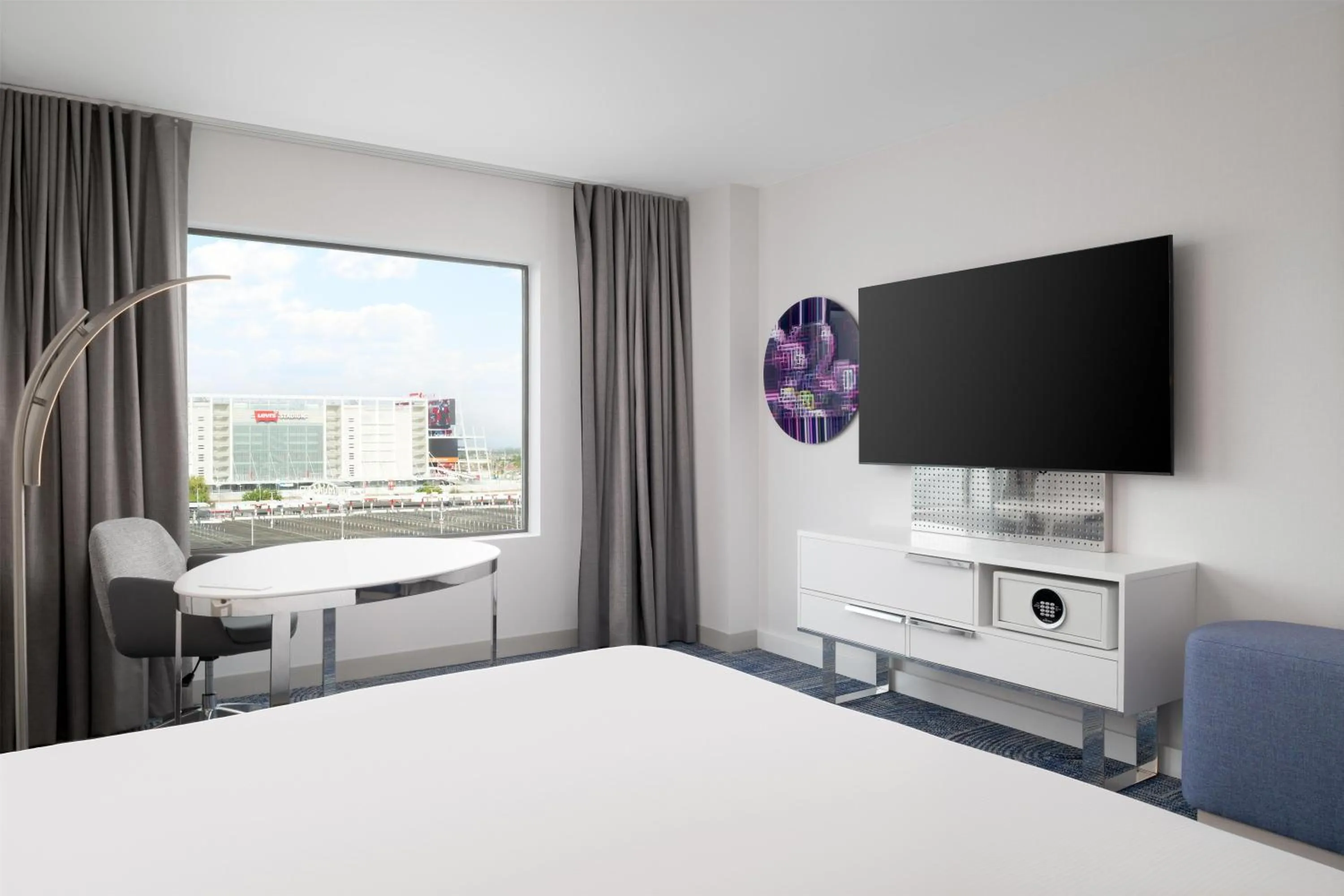 Bed in Hilton Santa Clara