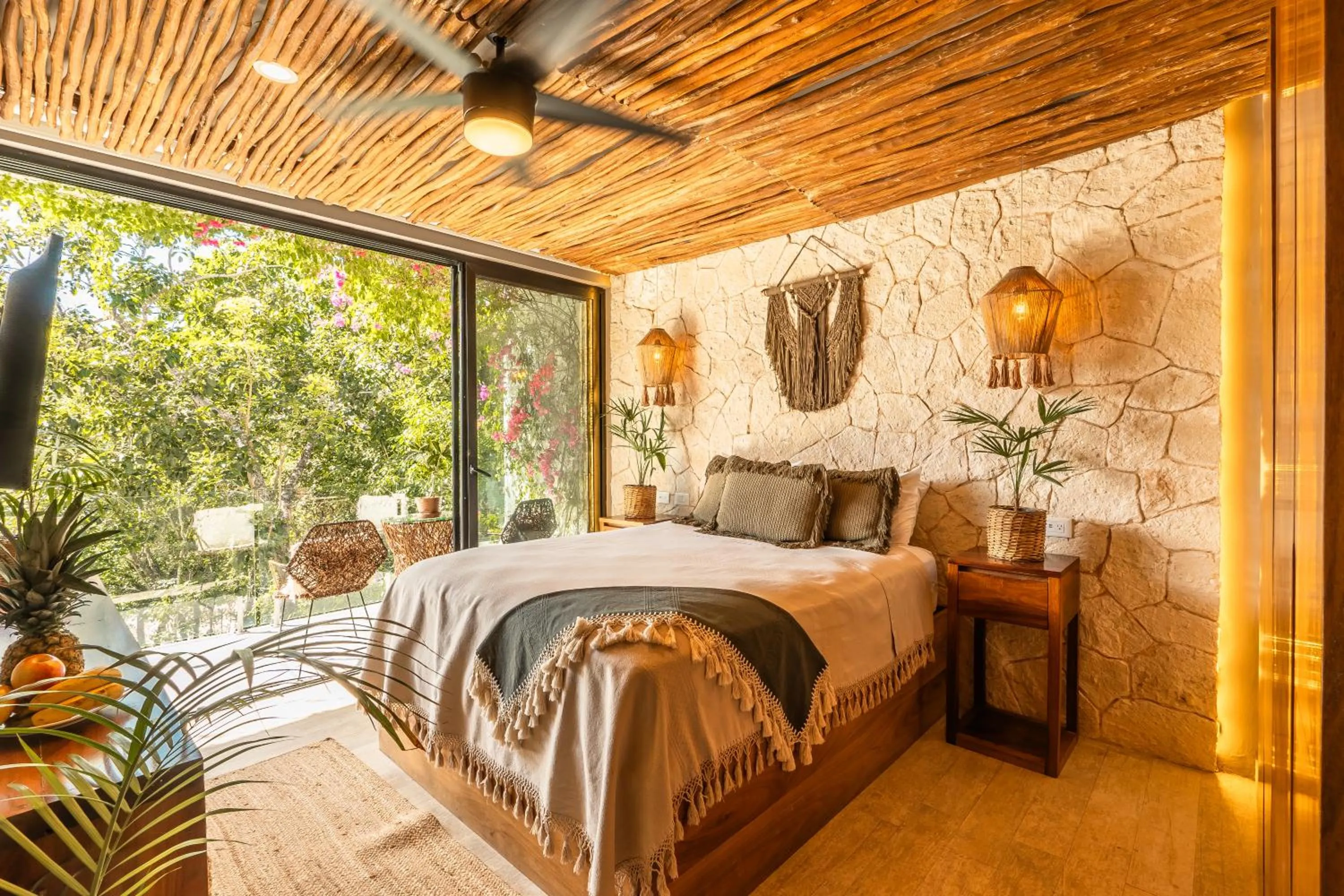 Bed in Luz de Luna Tulum PH