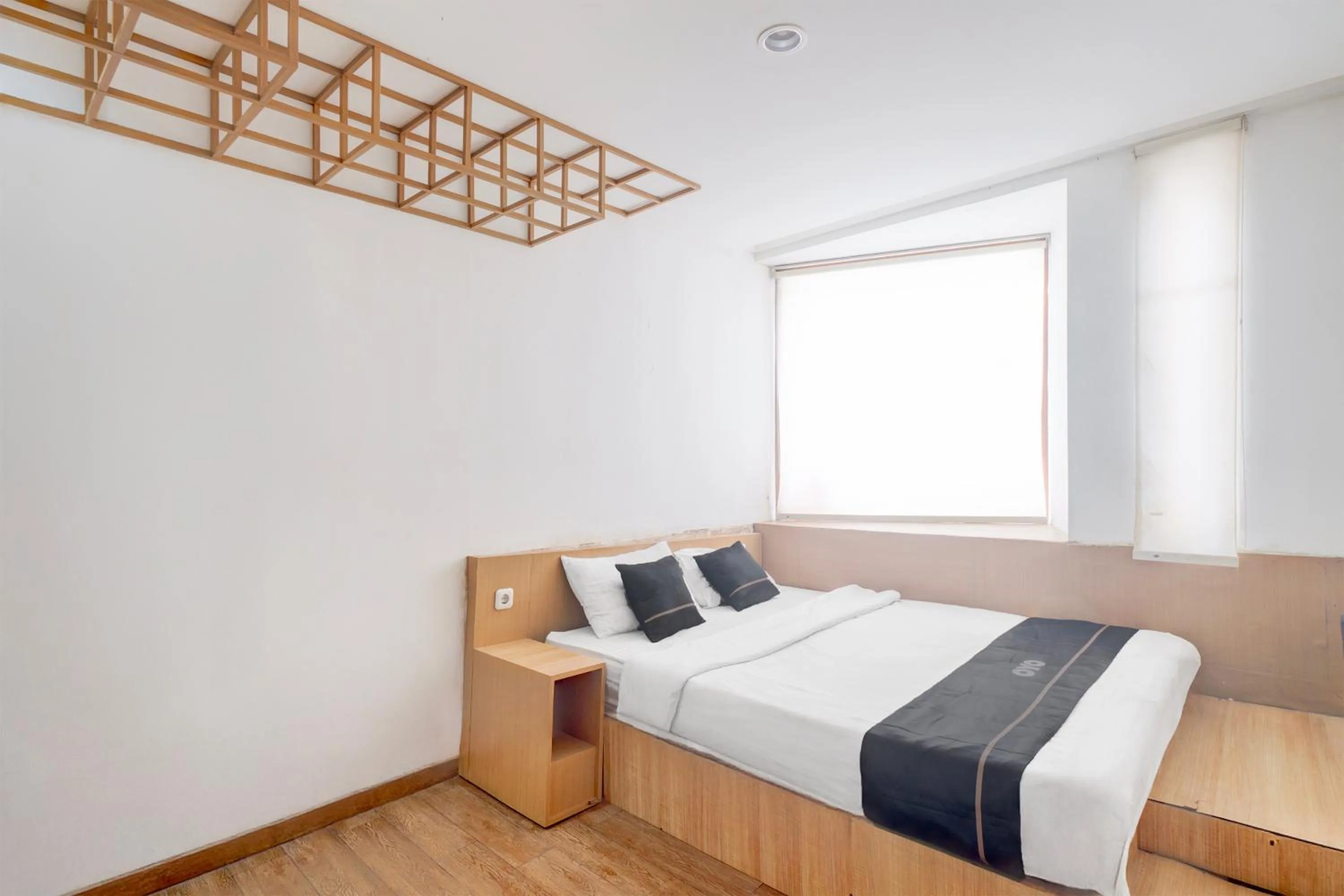 Photo of the whole room, Bed in Hotel O Pondok Indah Near Gandaria City Formerly Odori Residence