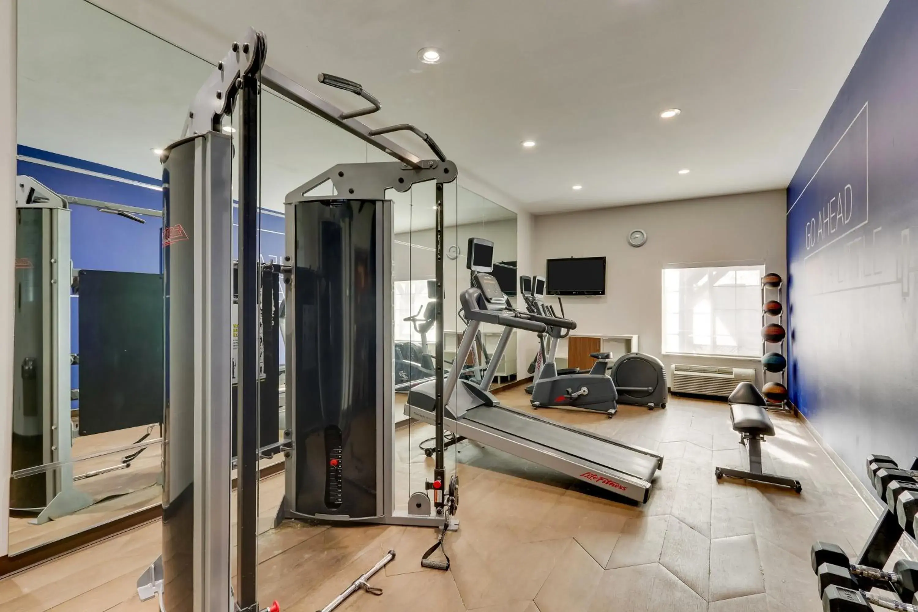 Fitness centre/facilities in Holiday Inn Express & Suites - Ardmore by IHG Fitness centre/facilities in Holiday Inn Express & Suites - Ardmore by IHG