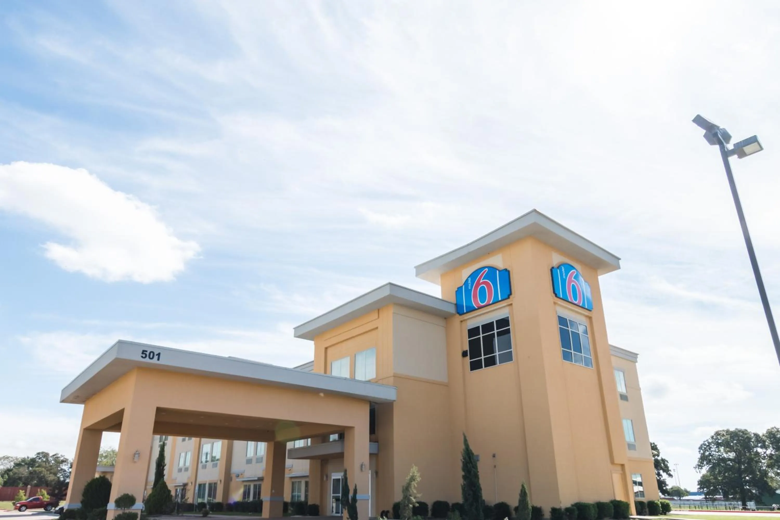 Property building in Motel 6-Joshua, TX
