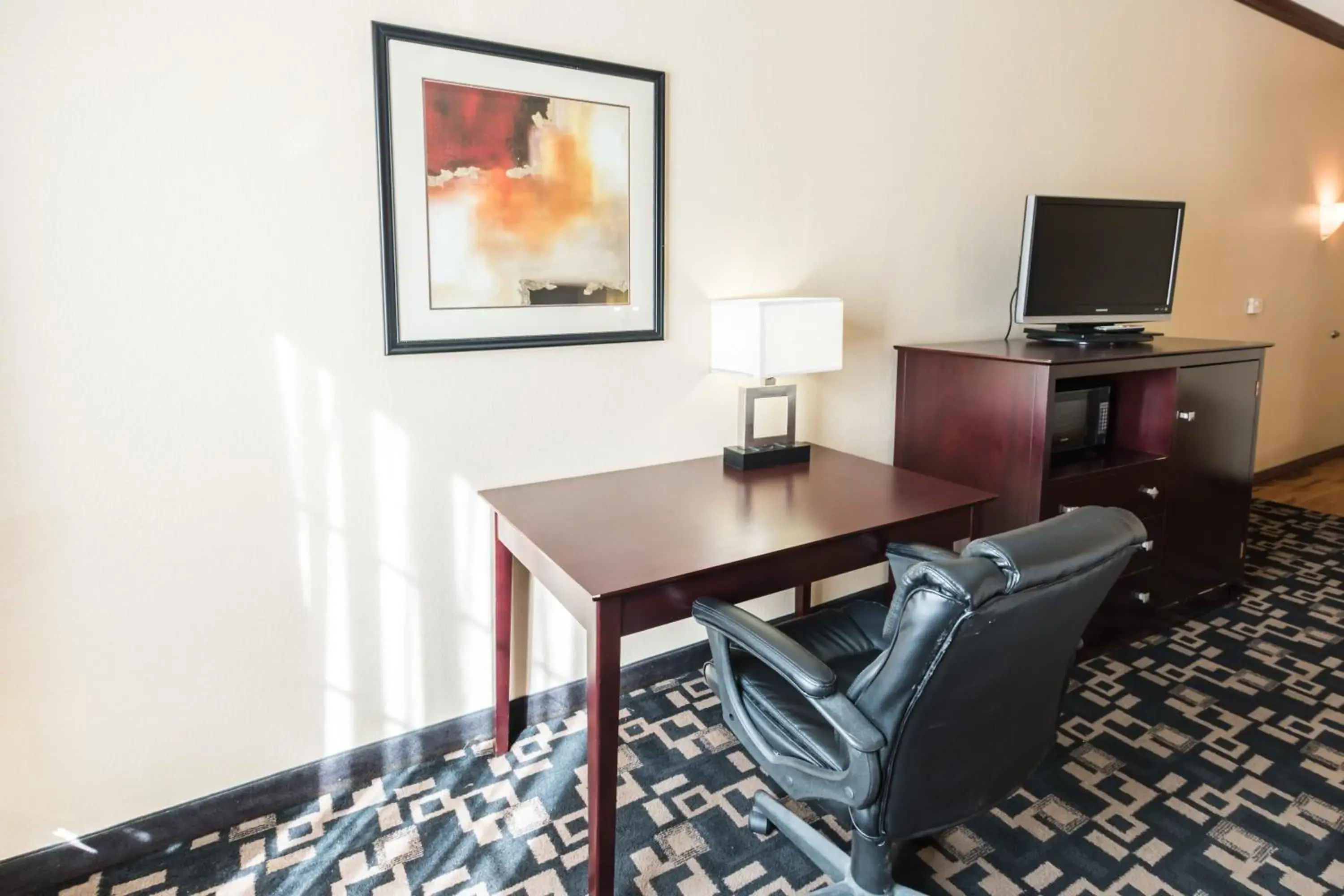 Living room in Motel 6-Joshua, TX Living room in Motel 6-Joshua, TX