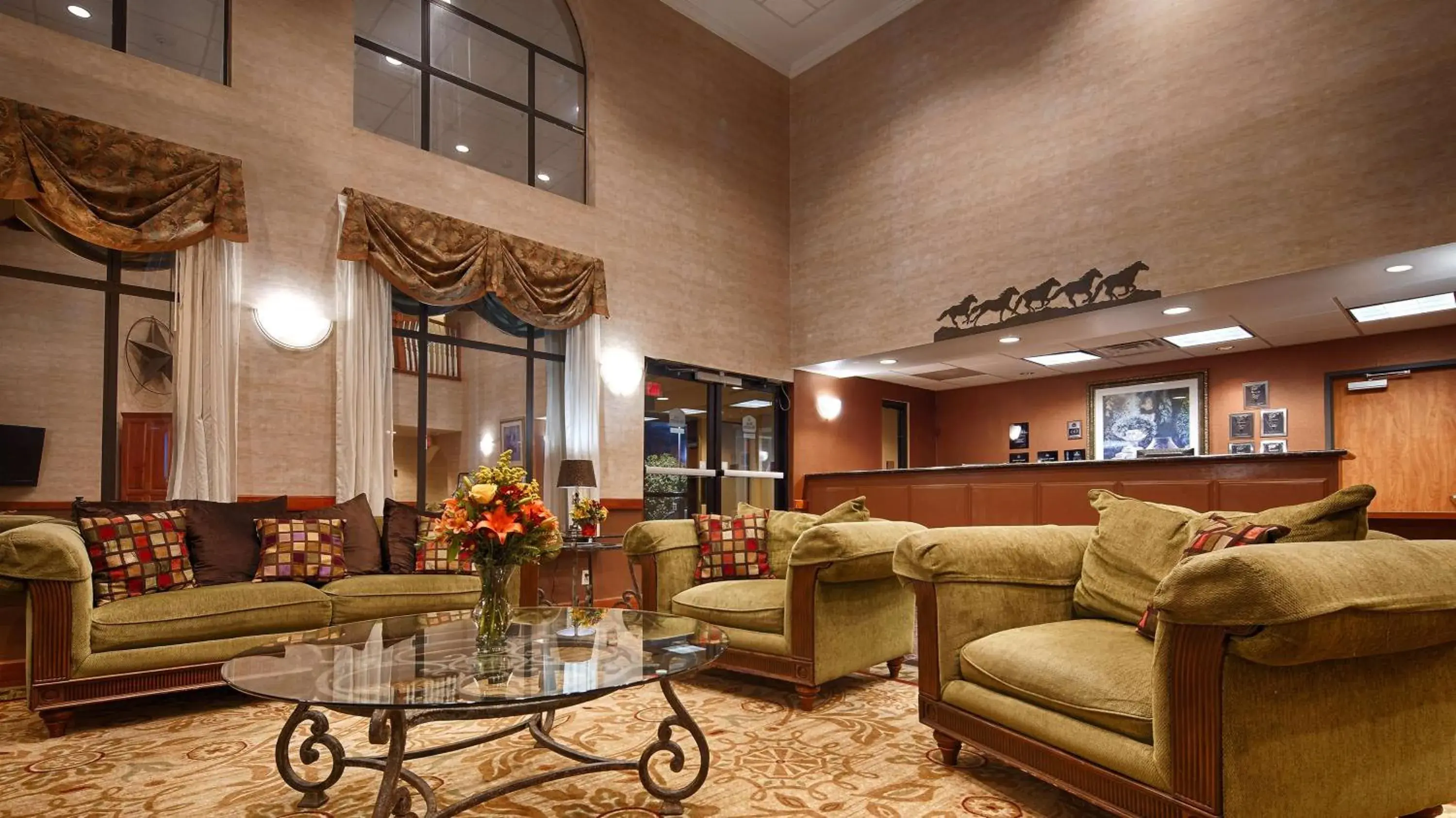 Lobby or reception in Best Western Plus Graham Inn Lobby or reception in Best Western Plus Graham Inn