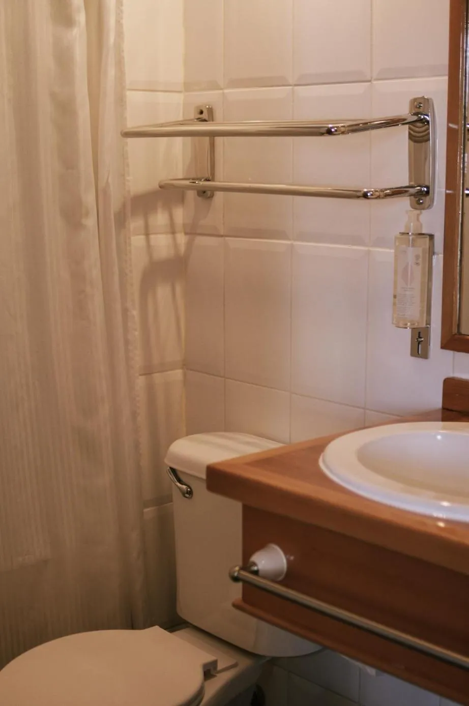 Shower in Hotel Germania