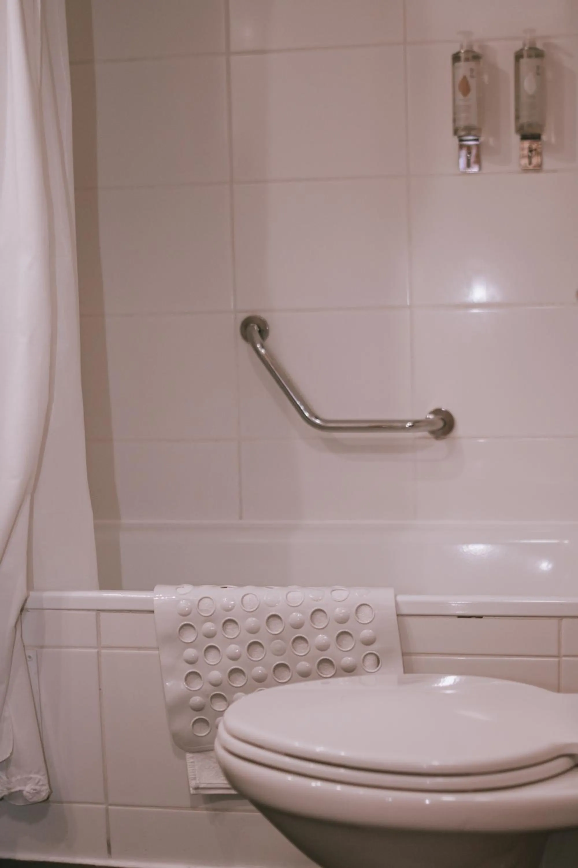 Shower in Hotel Germania