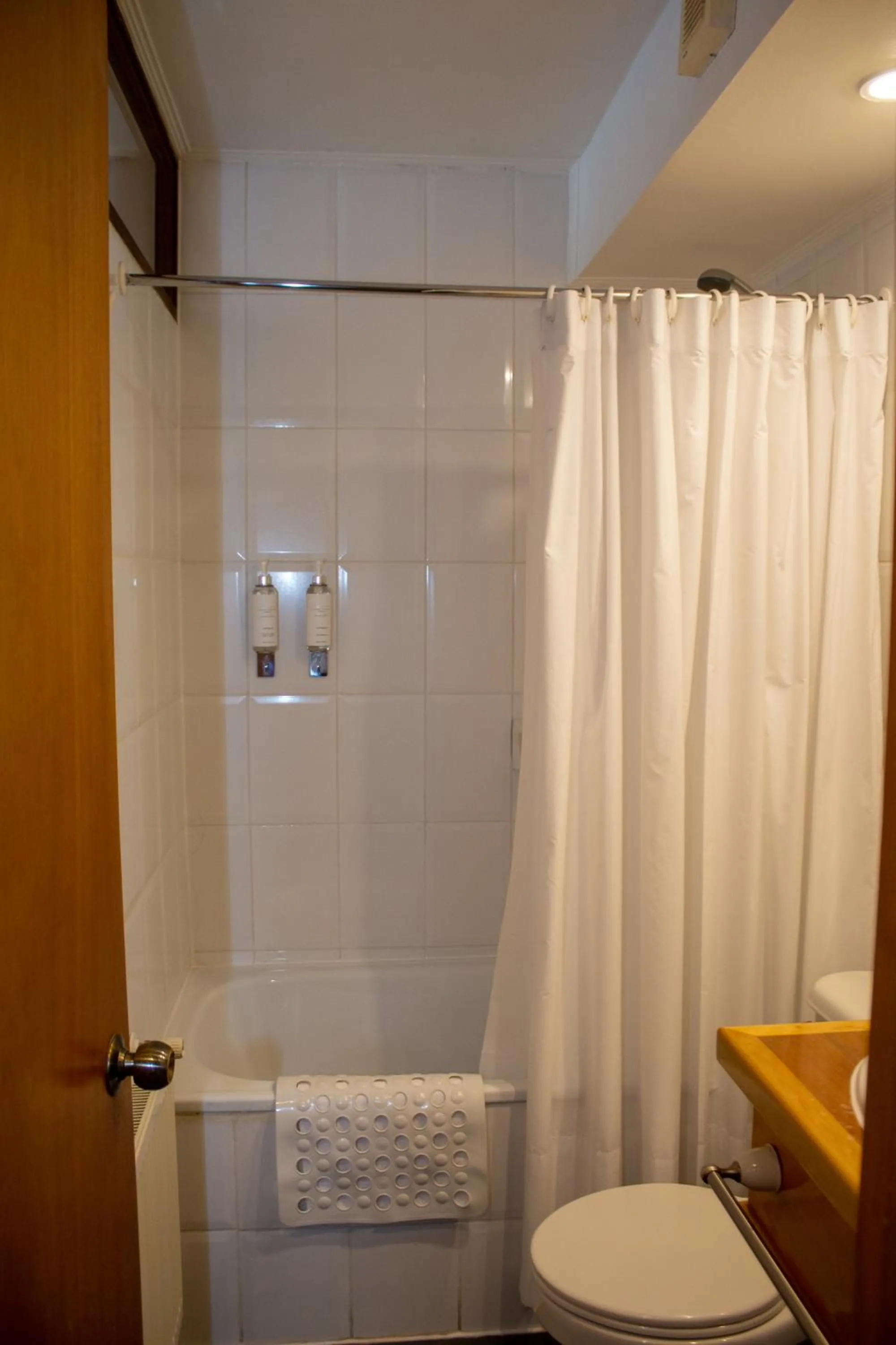 Shower in Hotel Germania