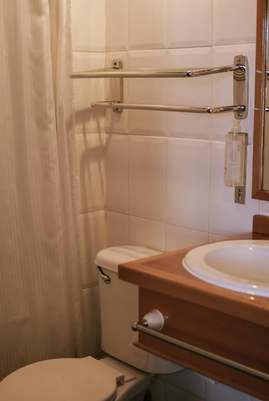 Shower in Hotel Germania