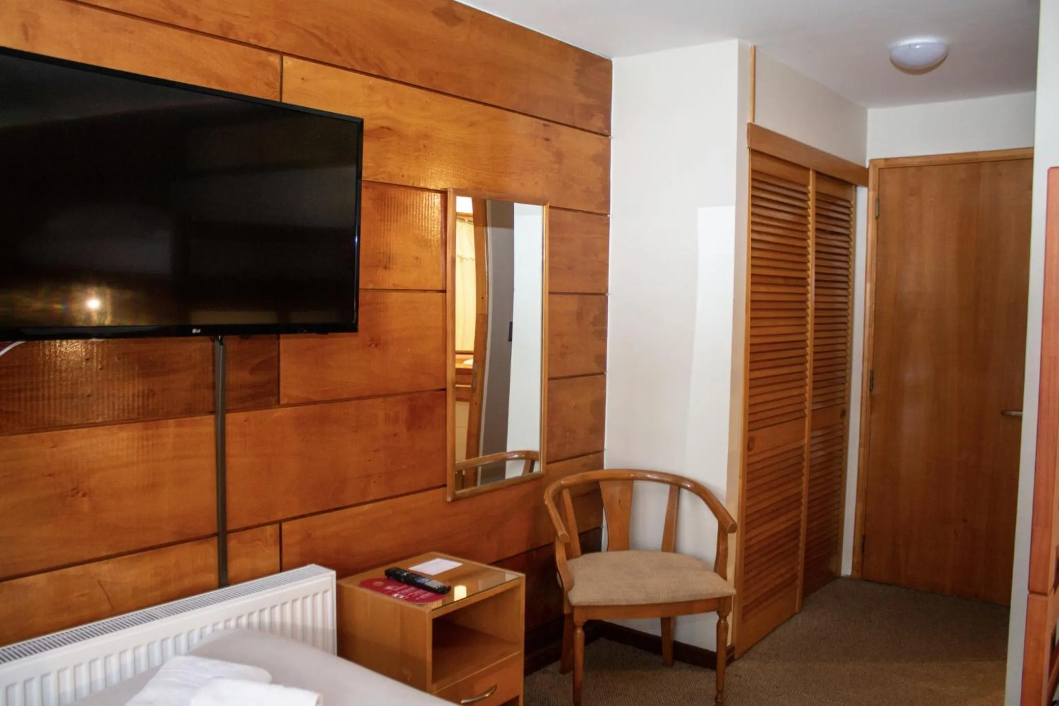 TV and multimedia, Bed in Hotel Germania